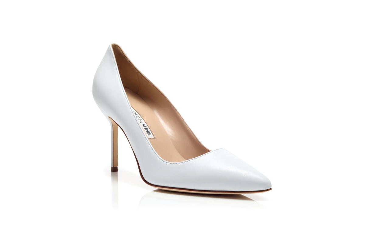 Alessia Flame White Pointed Toe Pumps – top view showing white pointed toe, nappa leather, Vowalisse