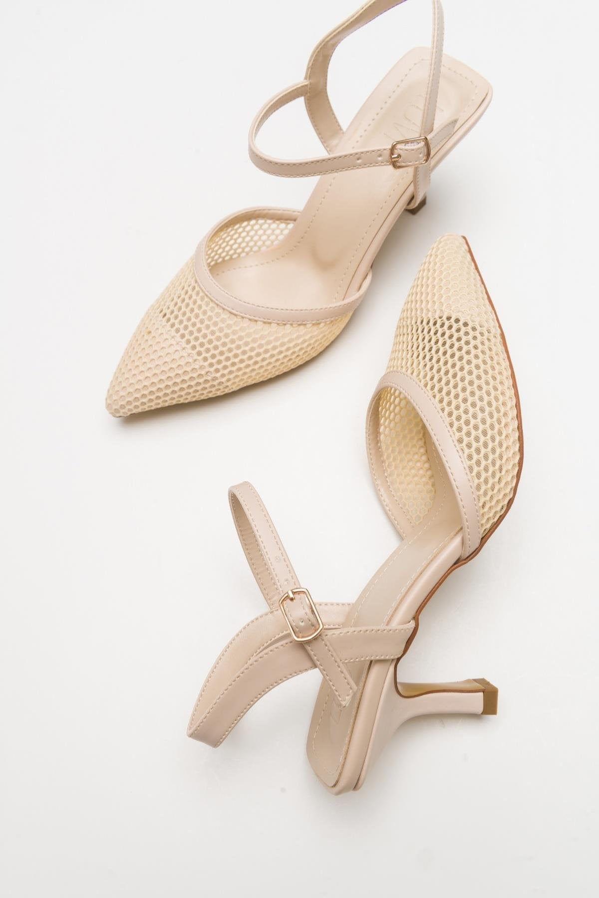 Chic - Beige Heeled Shoe – side view showing leather, Vowalisse