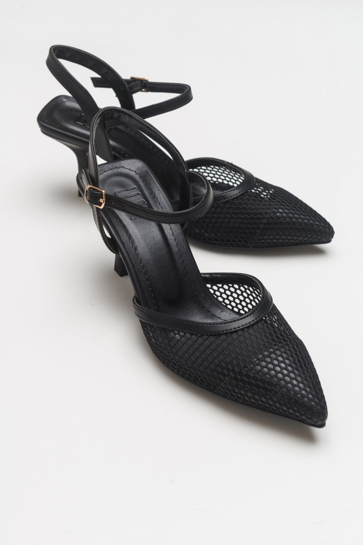 Chic - Black Heeled Shoe – side view showing leather, black, Vowalisse