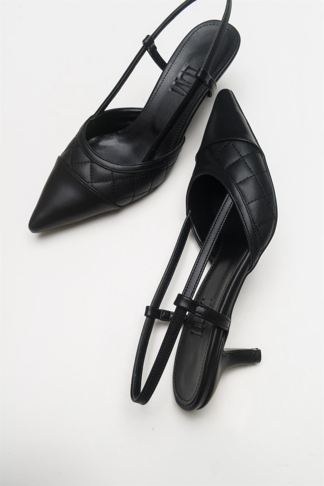 Point - Black Heeled Shoe – top view showing leather, black, Vowalisse