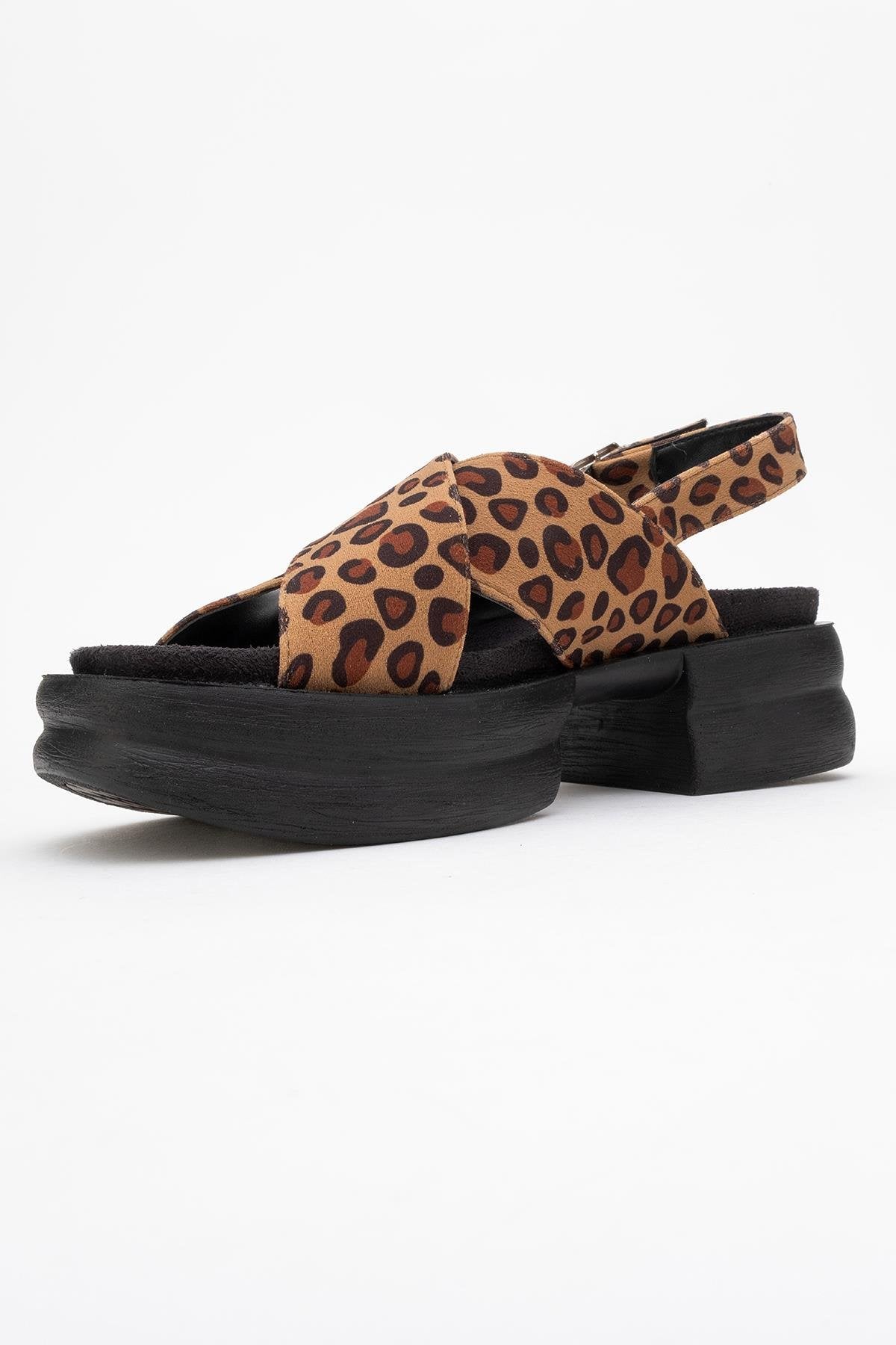 Lungo Leopard Cross‑Strap Wedge Sandal – heel view showing leather, Vowalisse