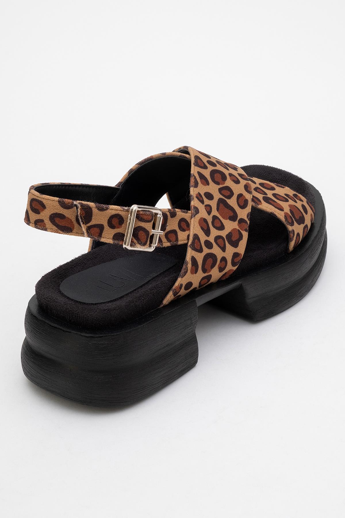 Lungo Leopard Cross‑Strap Wedge Sandal – back view showing leather, Vowalisse