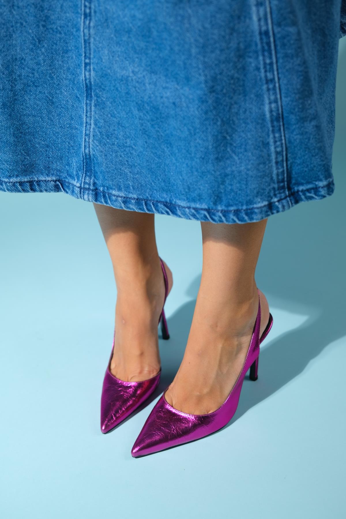 Twine - Metallic Fuchsia Heeled Shoe – top view showing leather, metallic, Vowalisse
