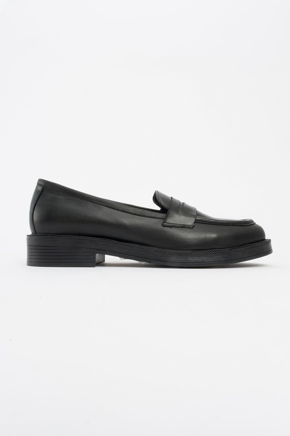 Bree - Black Genuine Leather Loafer – heel view showing leather, black, Vowalisse