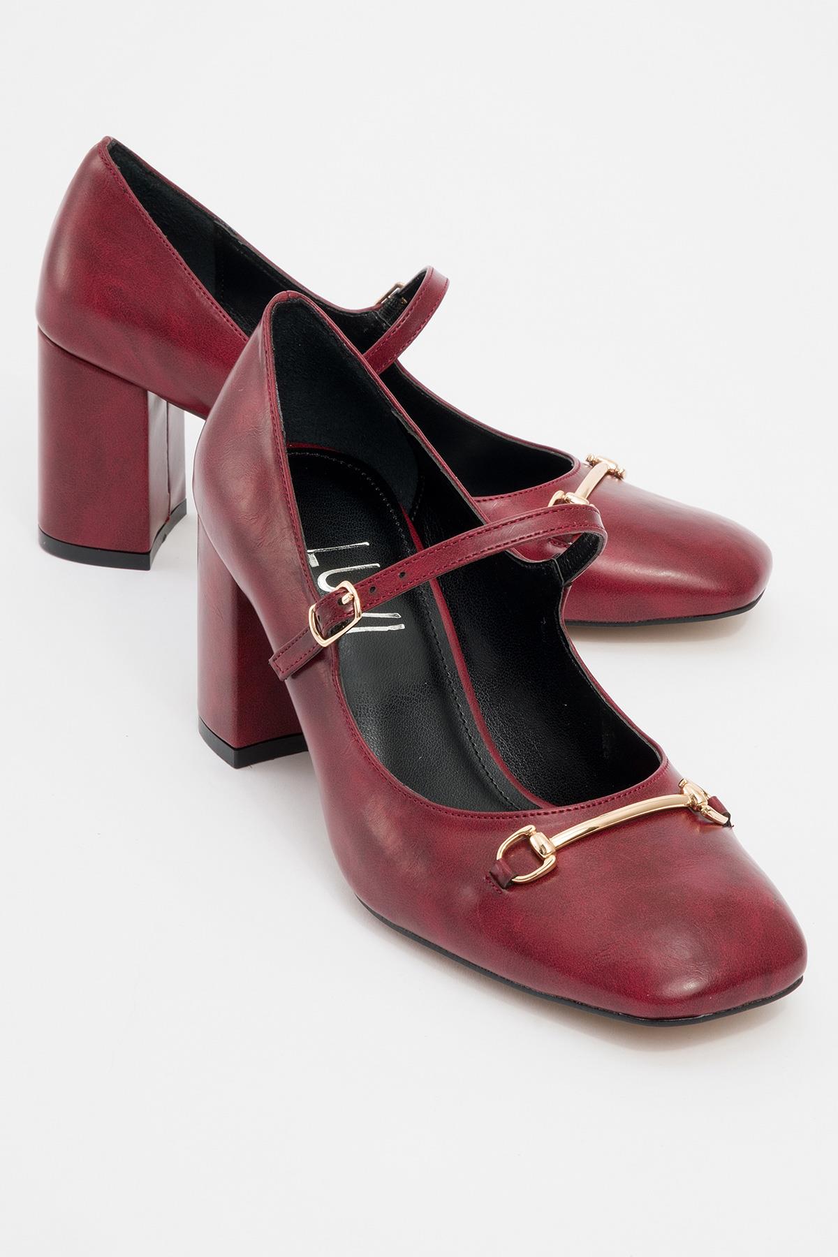 Levan - Burgundy Buckle Chunky Heel Shoe – front three-quarter view showing leather, Vowalisse