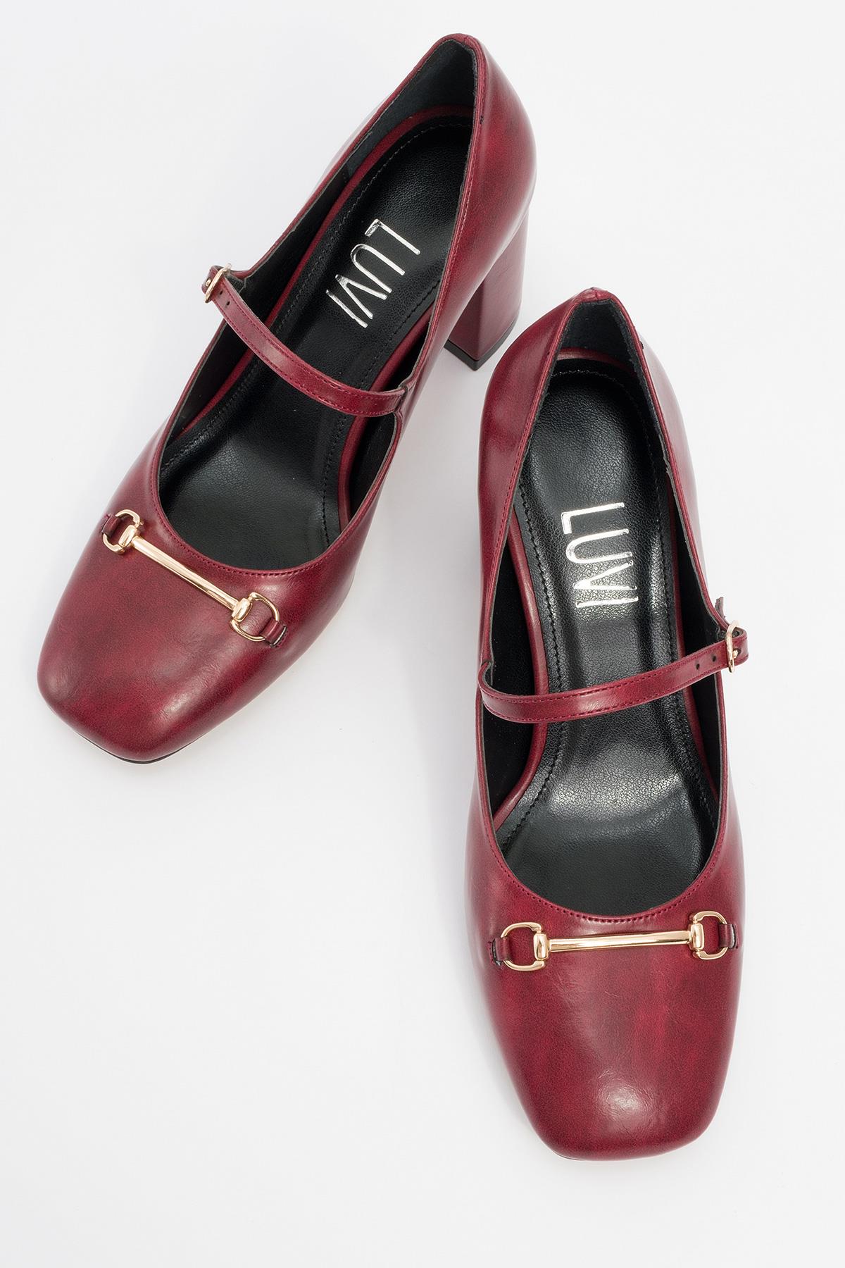 Levan - Burgundy Buckle Chunky Heel Shoe – side view showing leather, Vowalisse