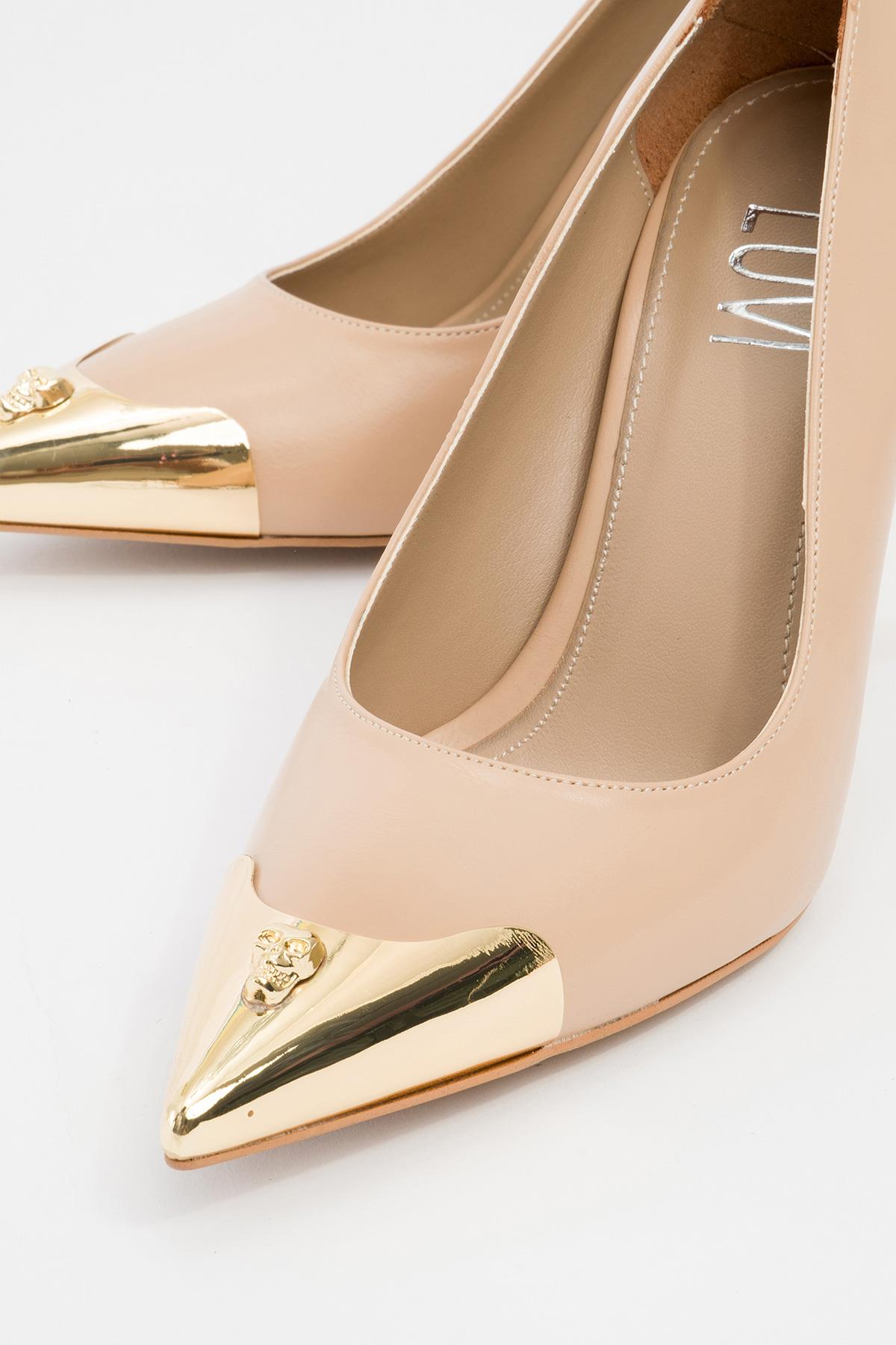 Pruva - Beige High Heel Shoe – detail view showing leather, Vowalisse