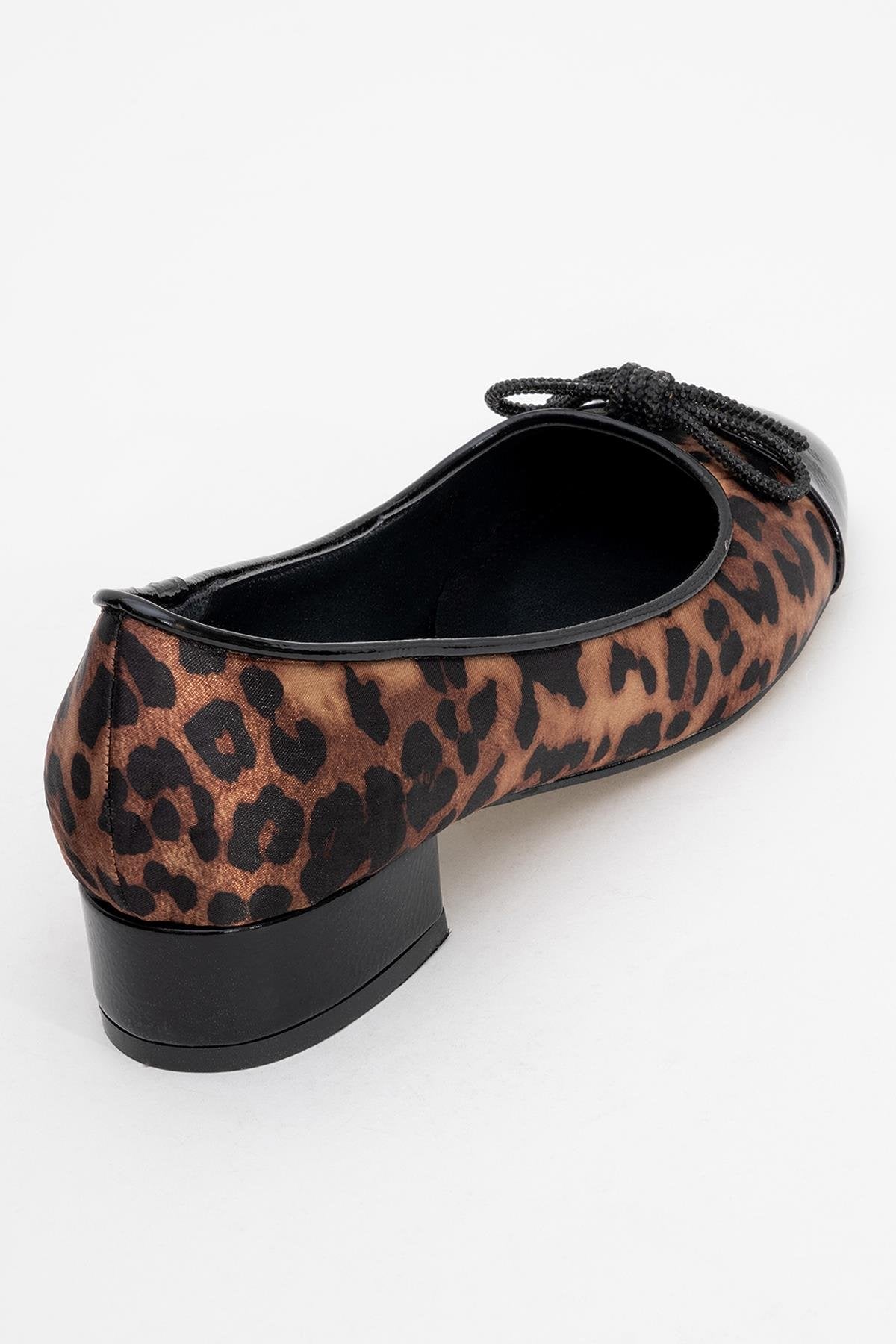 Julien - Black-Yellow Patterned Heeled Ballet Flat – back view showing bow, leather, black, Vowalisse