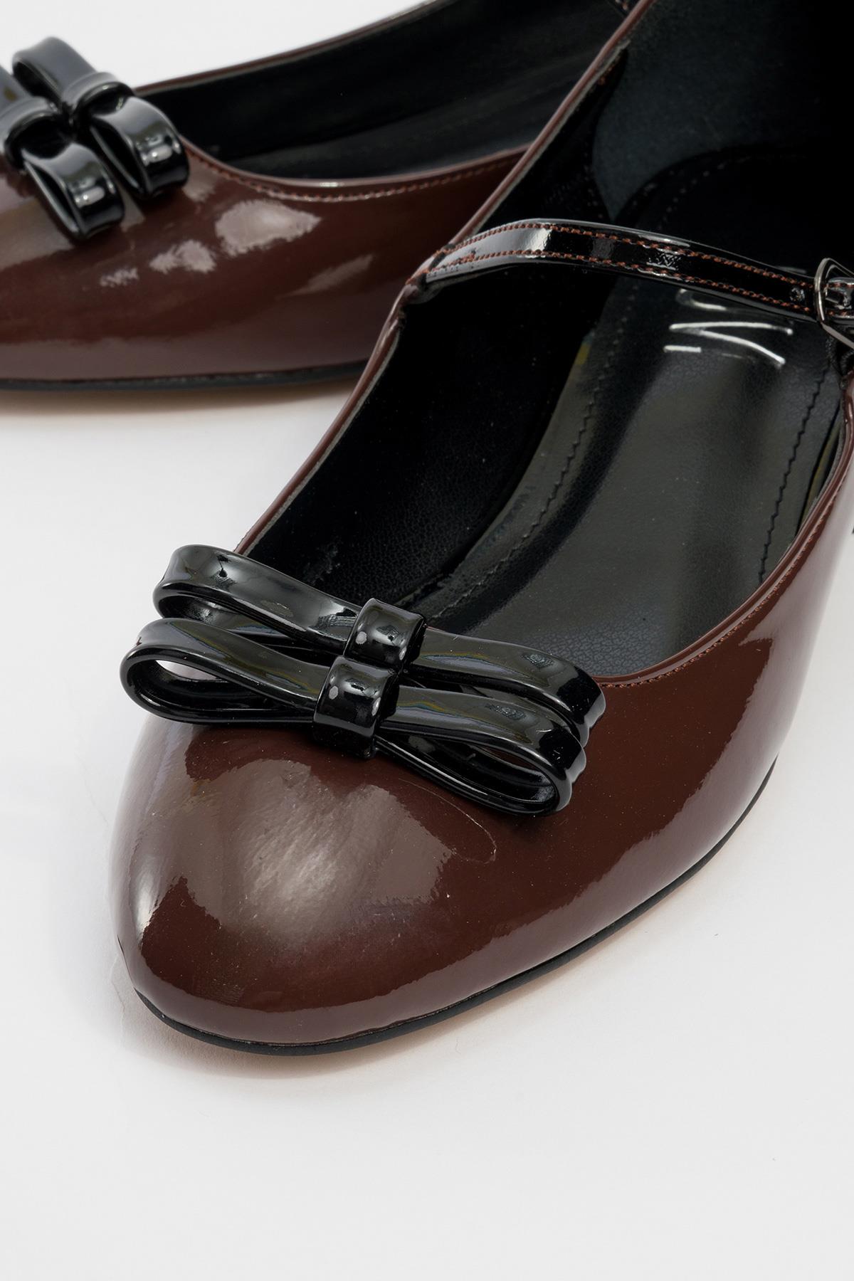 Stela - Brown-Black Patent Heeled Ballet Flat – detail view showing leather, black, Vowalisse