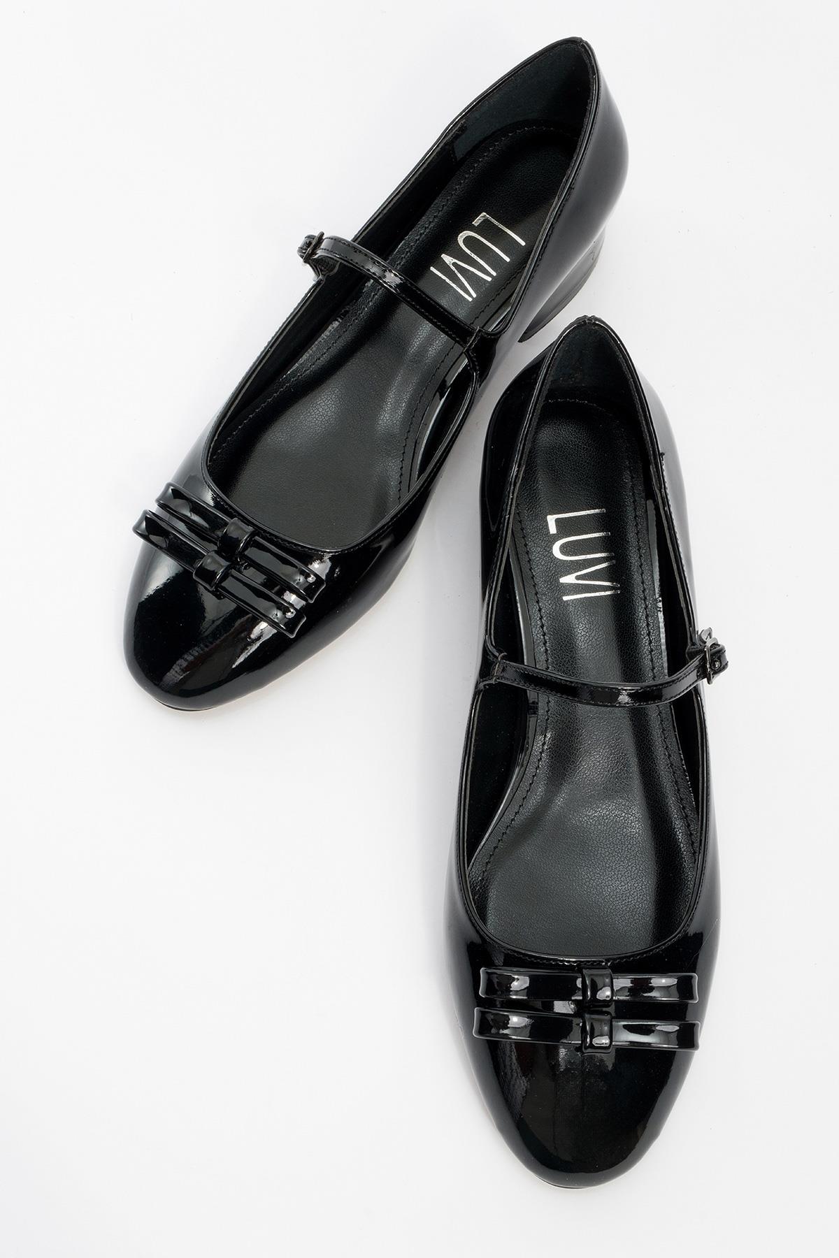 Stela - Black Patent Bow Heeled Ballet Flat – side view showing bow, leather, black, Vowalisse