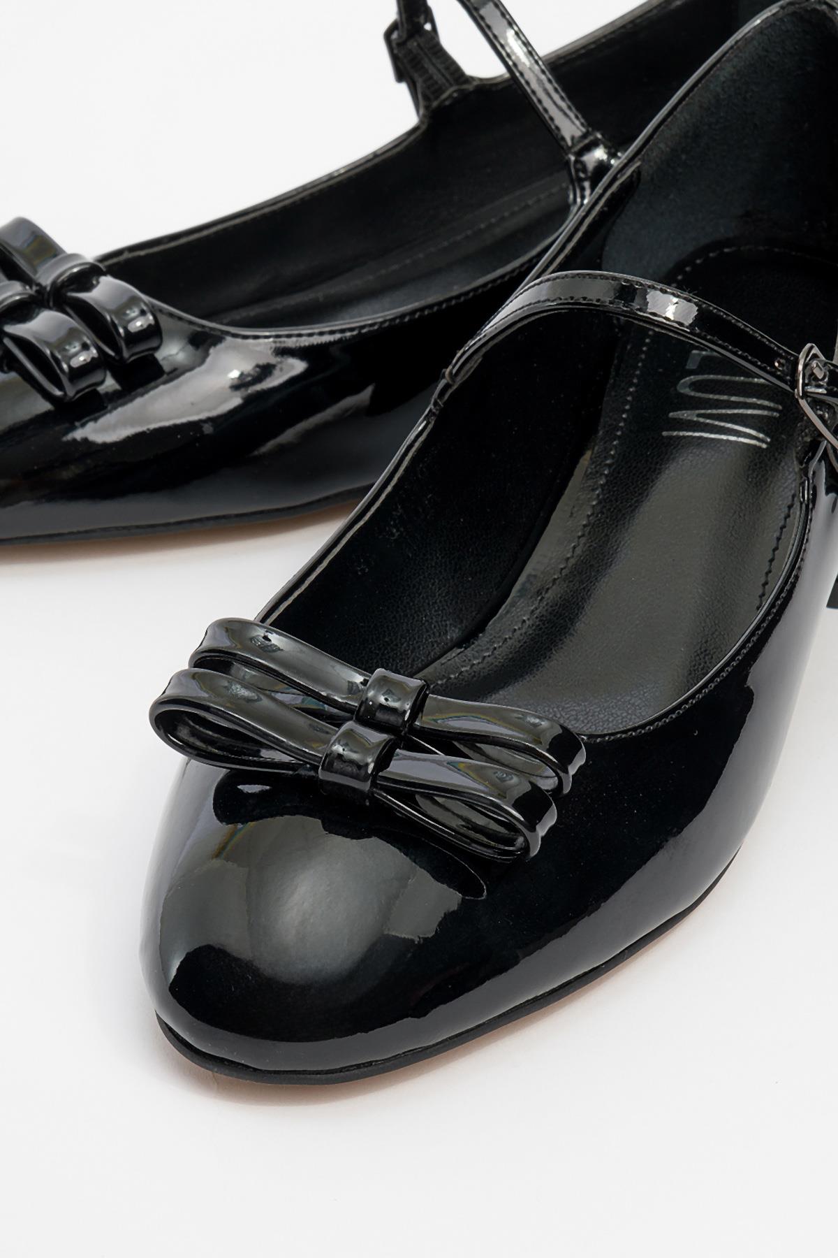 Stela - Black Patent Bow Heeled Ballet Flat – detail view showing bow, leather, black, Vowalisse