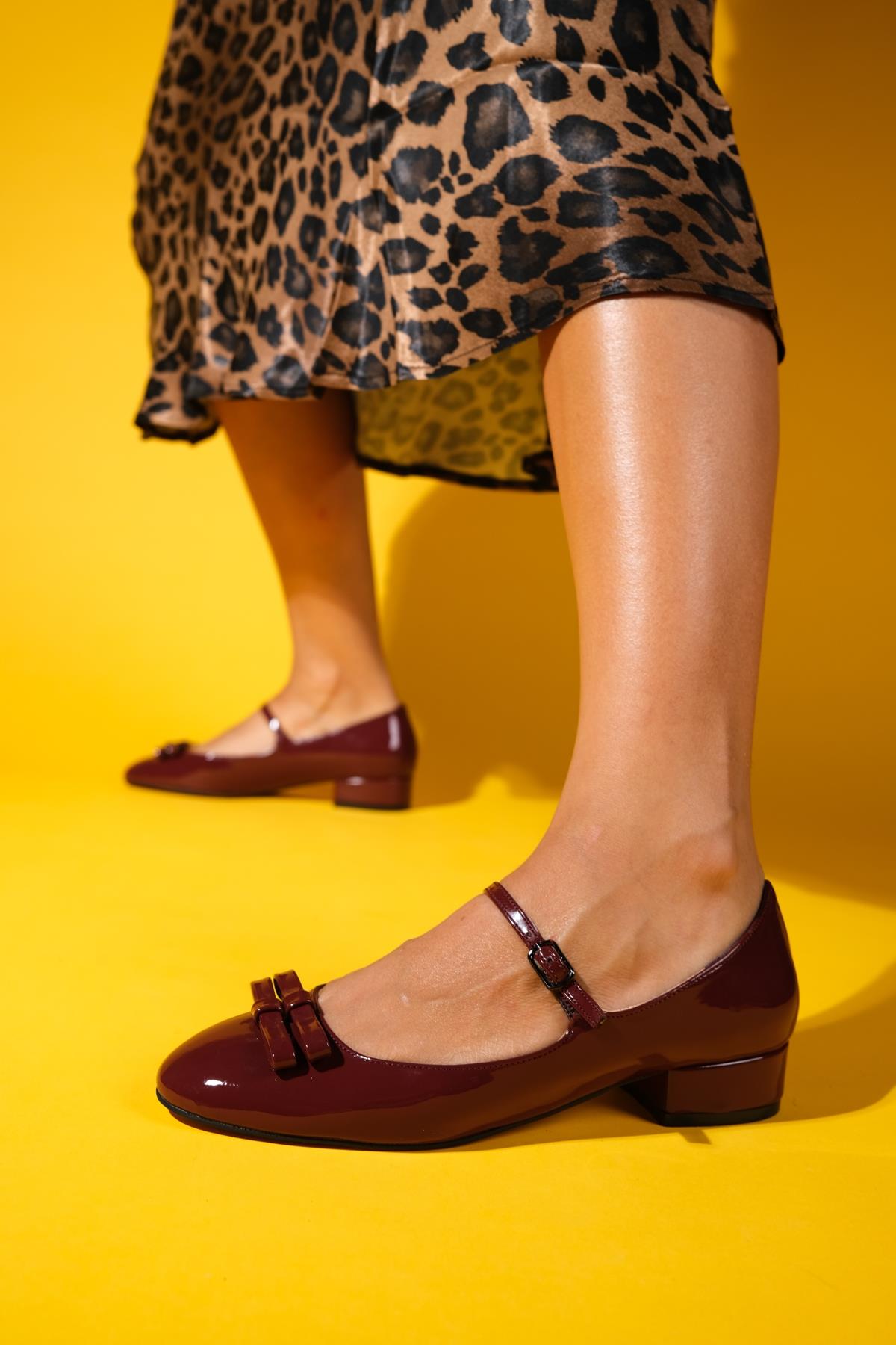 Stela - Burgundy Patent Bow Heeled Ballet Flat – back view showing bow, leather, Vowalisse
