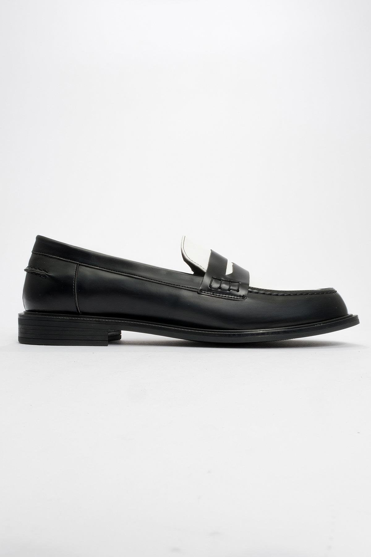 CHOOS Black Loafer – back view showing leather, black, Vowalisse