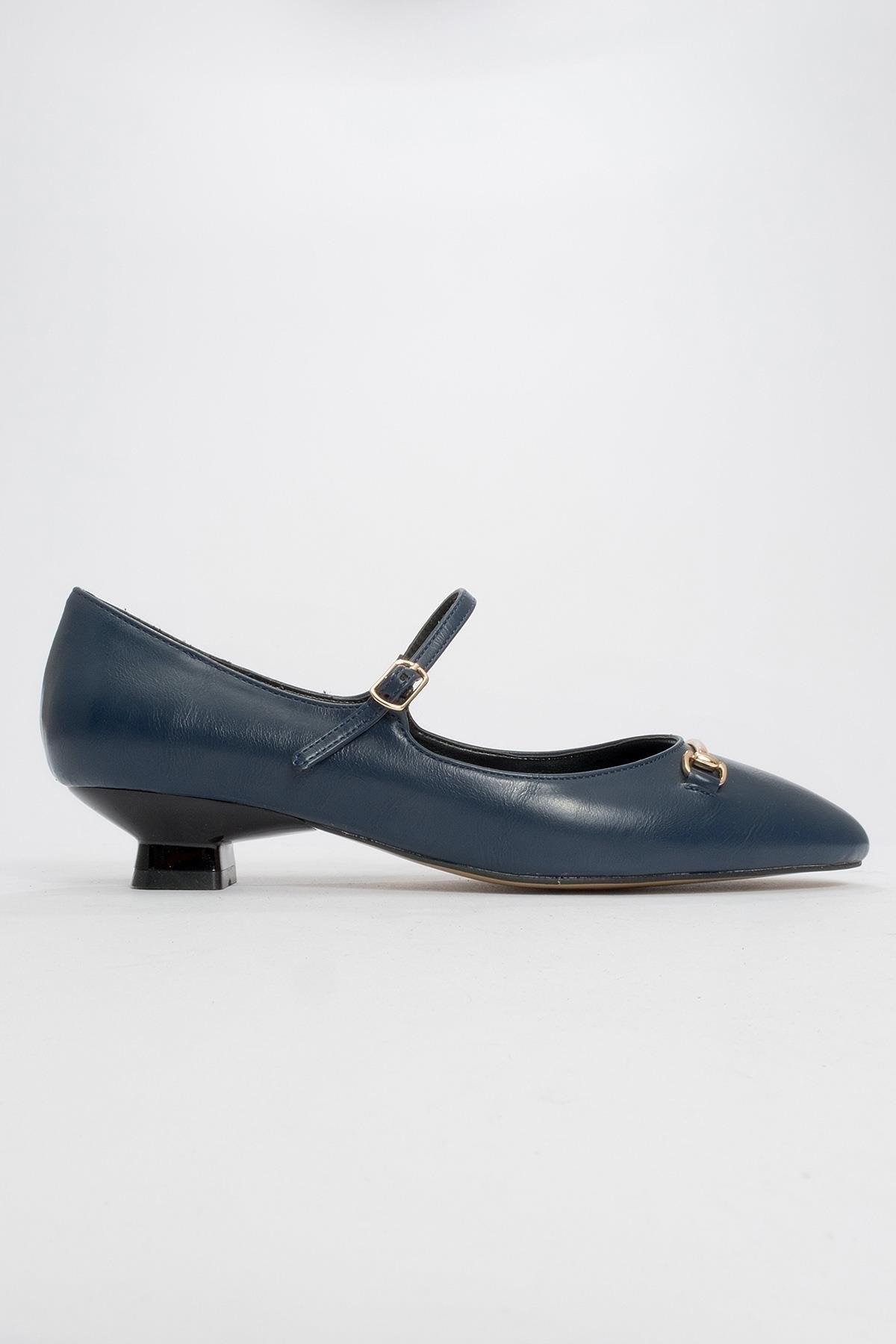 Ojen - Navy Low Heel Shoe – heel view showing leather, Vowalisse