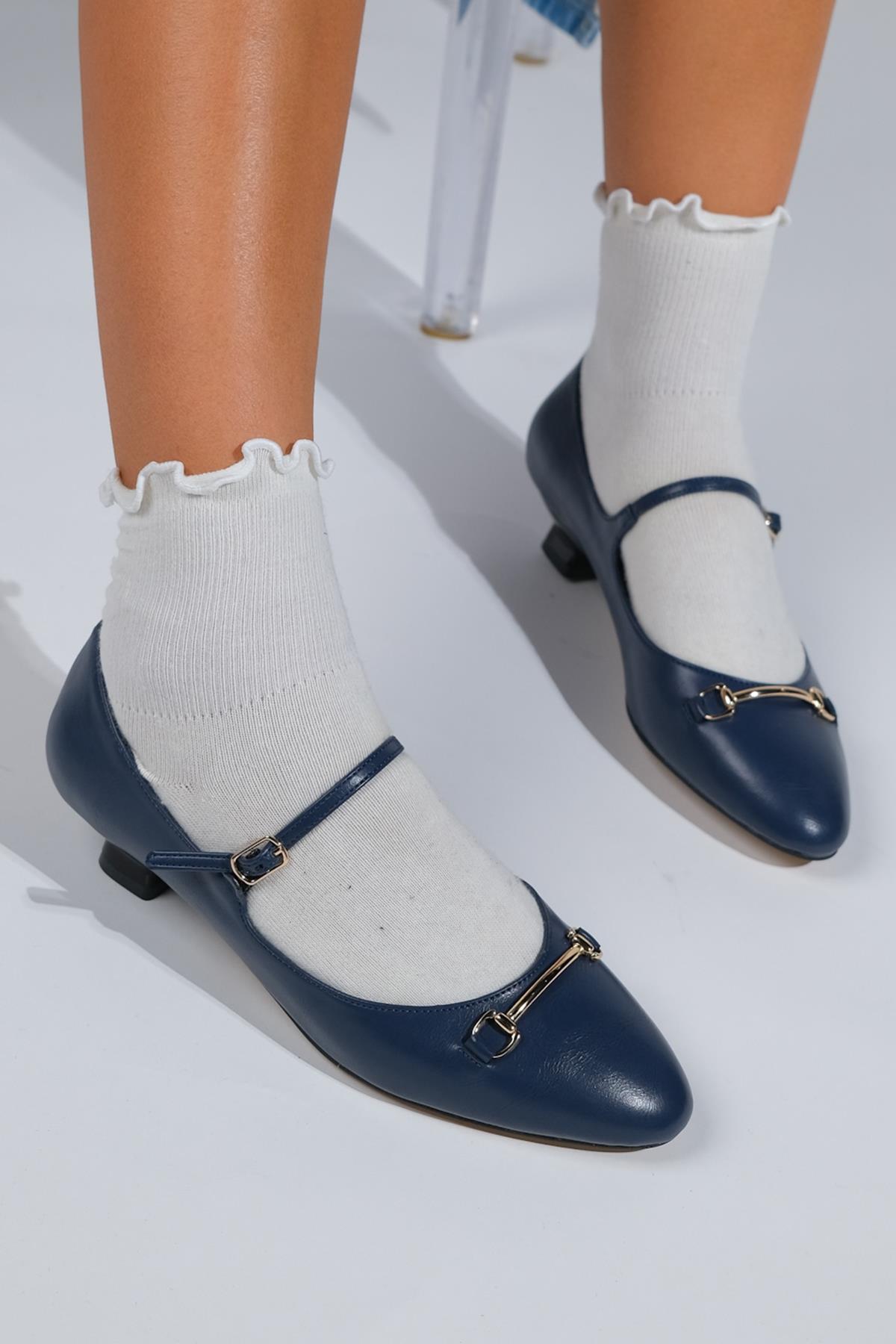 Ojen - Navy Low Heel Shoe – back view showing leather, Vowalisse