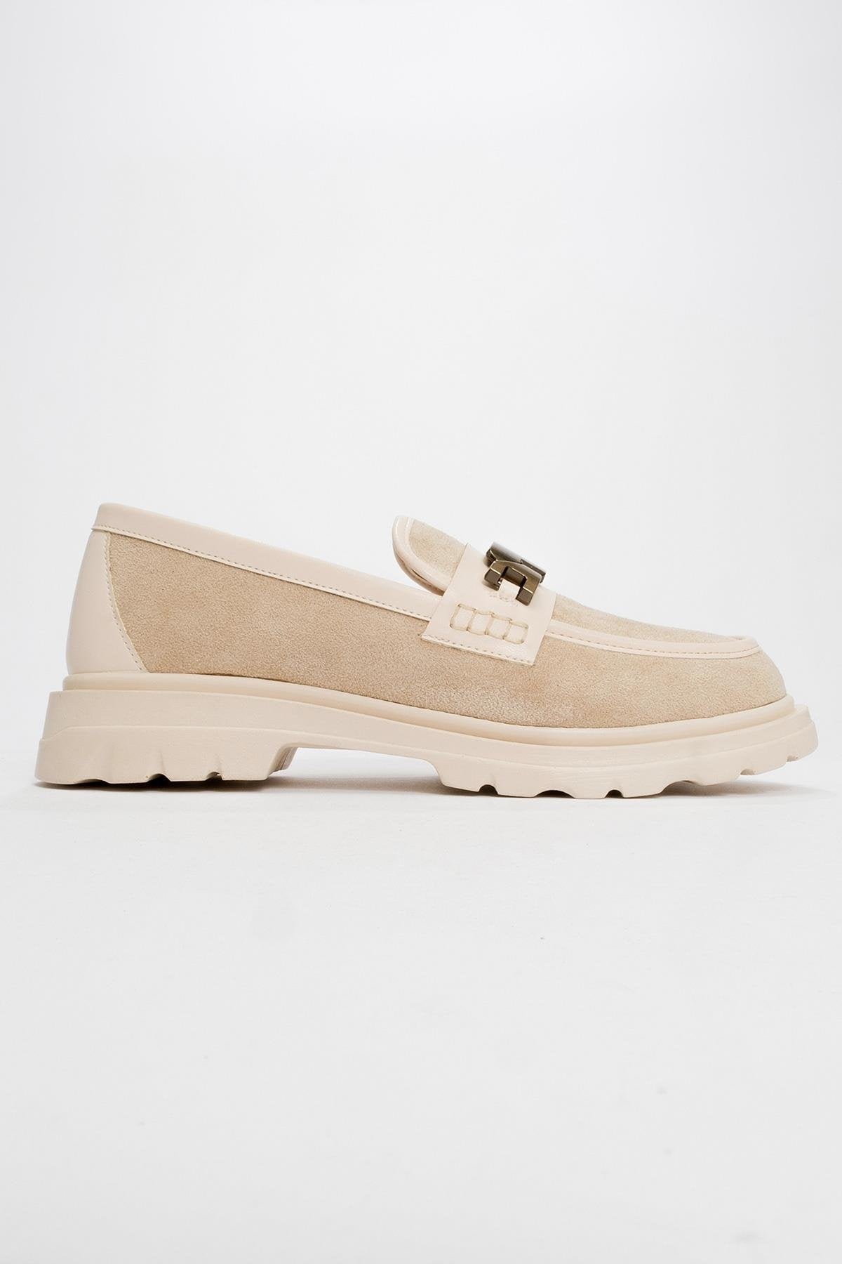 Pray - Beige Buckle Loafer – heel view showing leather, Vowalisse
