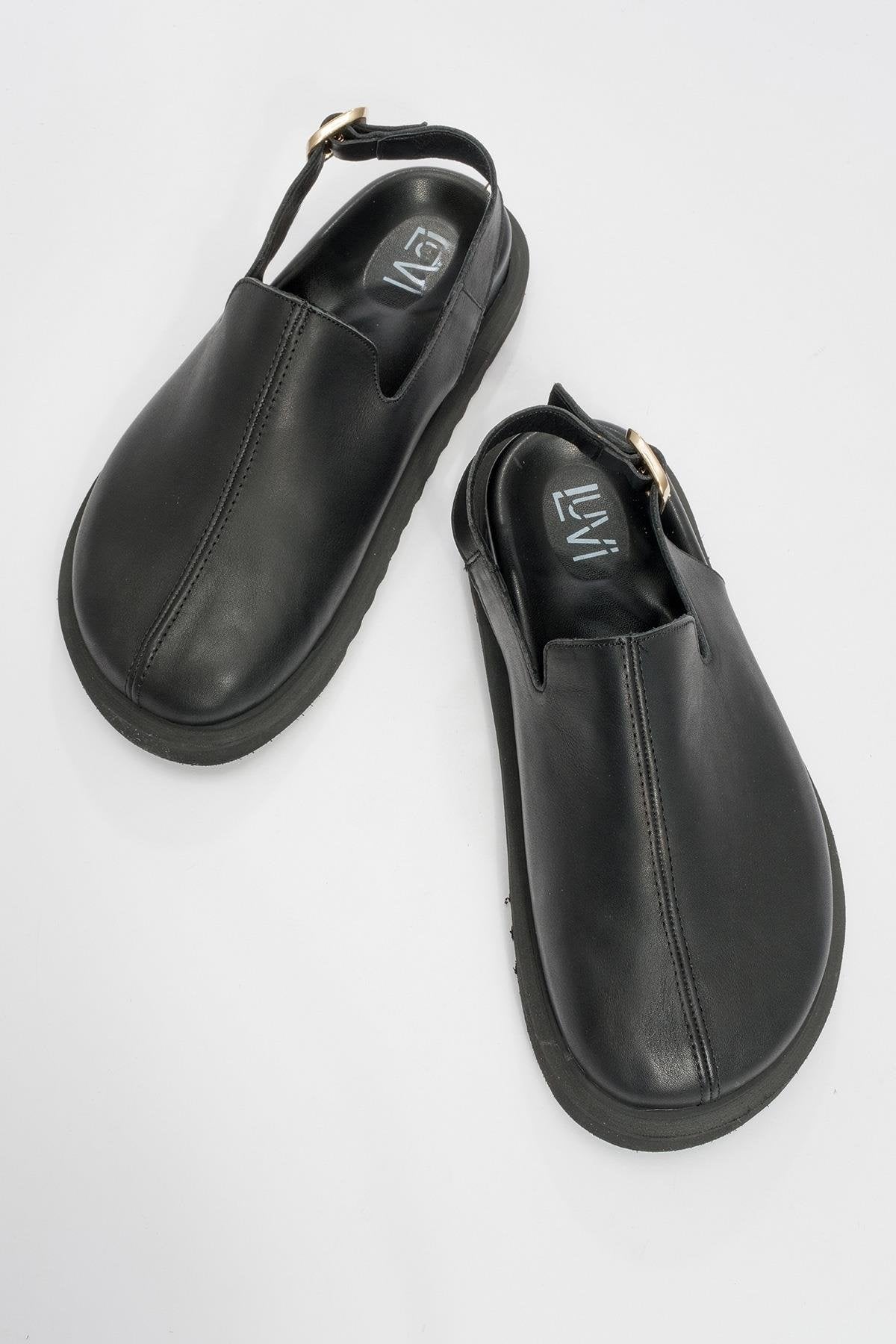 Laby - Black Leather Clogs – side view showing leather, suede, black, Vowalisse