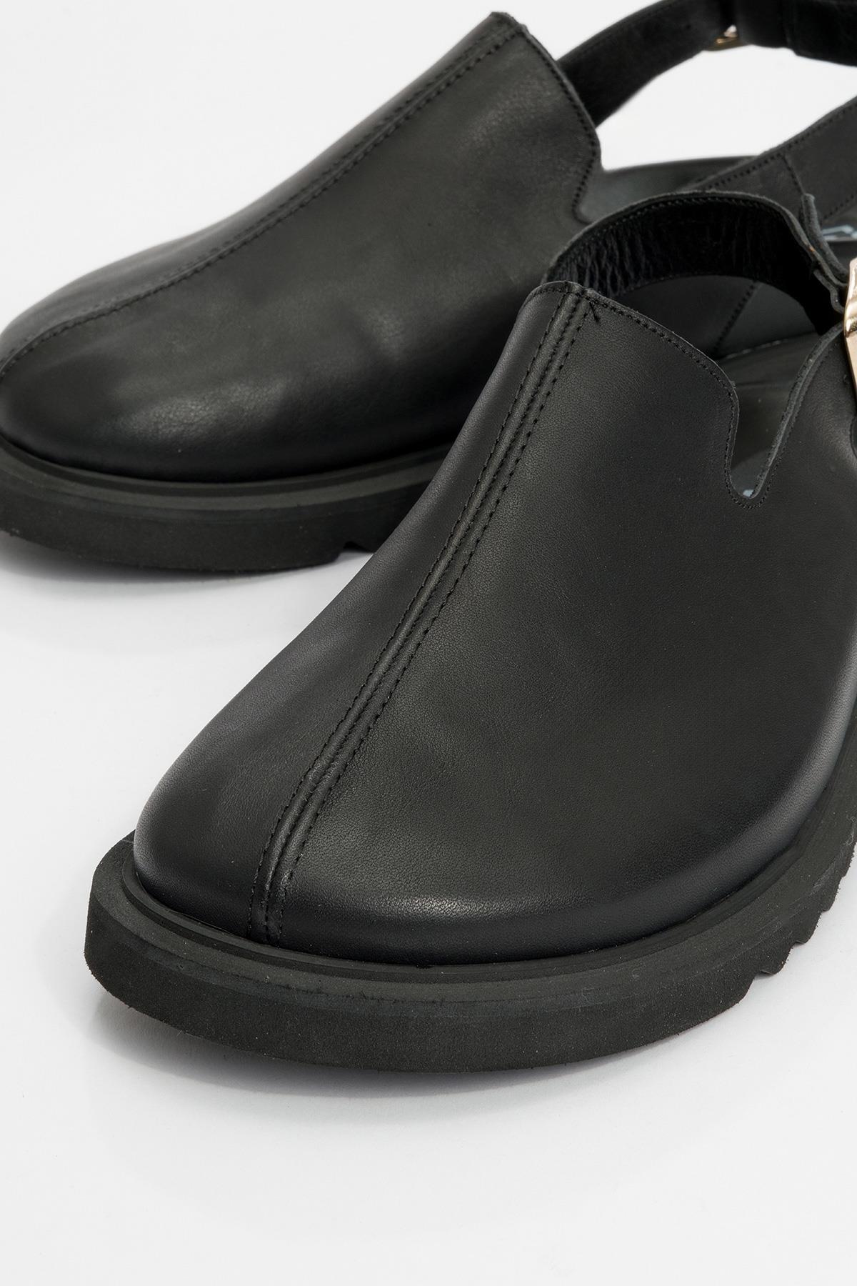 Laby - Black Leather Clogs – detail view showing leather, suede, black, Vowalisse