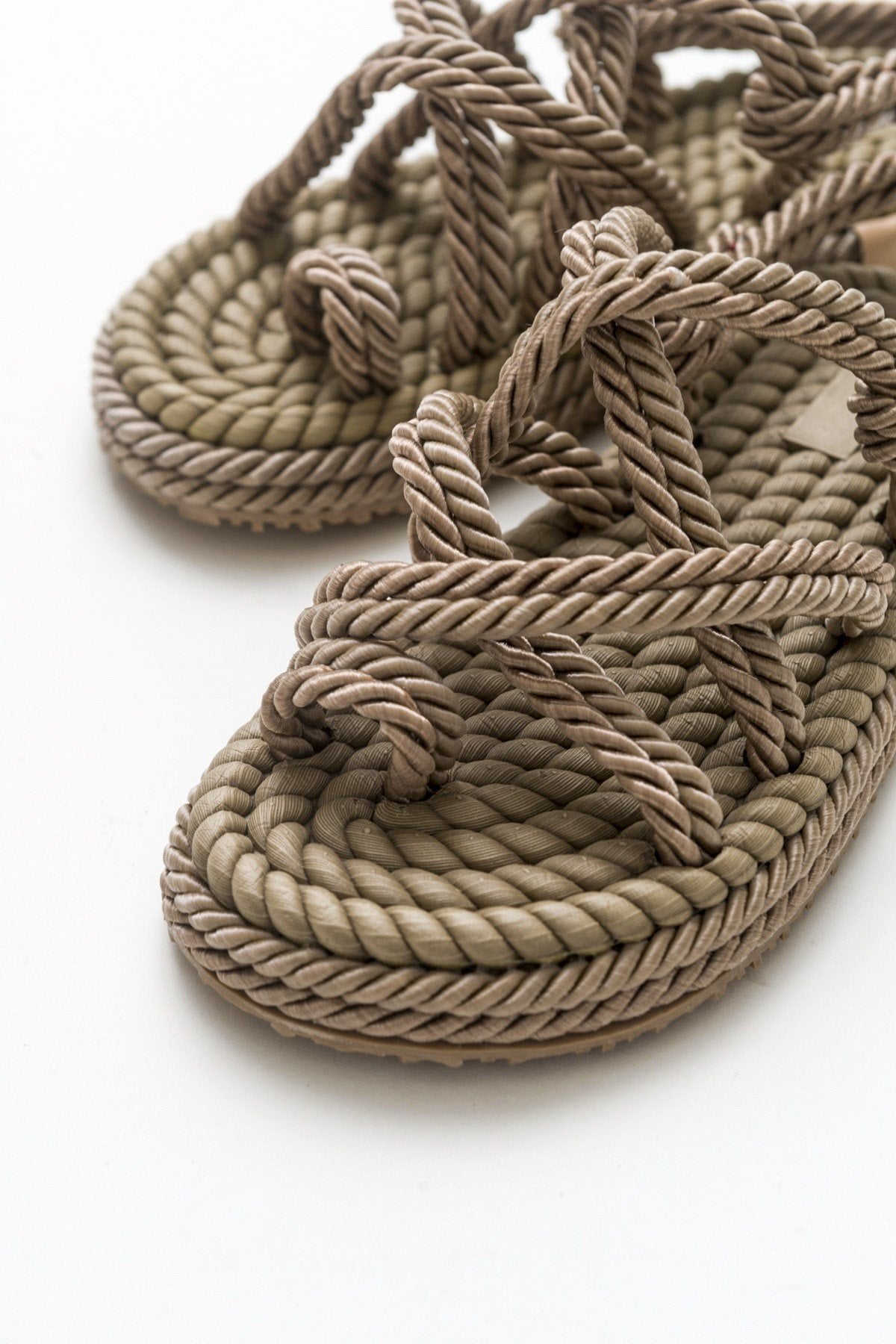 POMA Dark Beige Sandal – heel view showing leather, Vowalisse