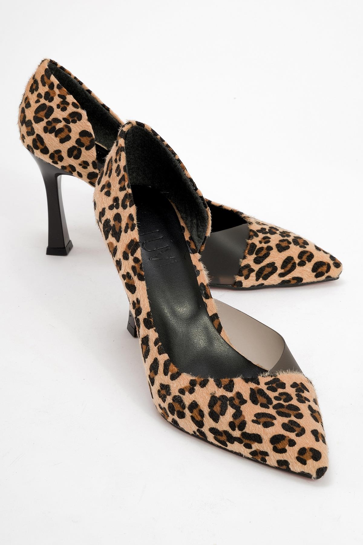 Ursula - Black And Yellow Patterned Heeled Shoe – front three-quarter view showing leather, black, Vowalisse