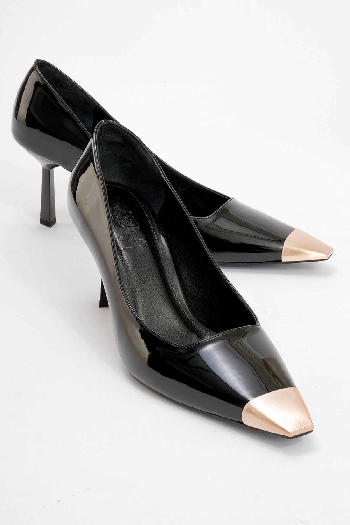 Moanda - Black Stiletto Pump – front three-quarter view showing leather, black, Vowalisse
