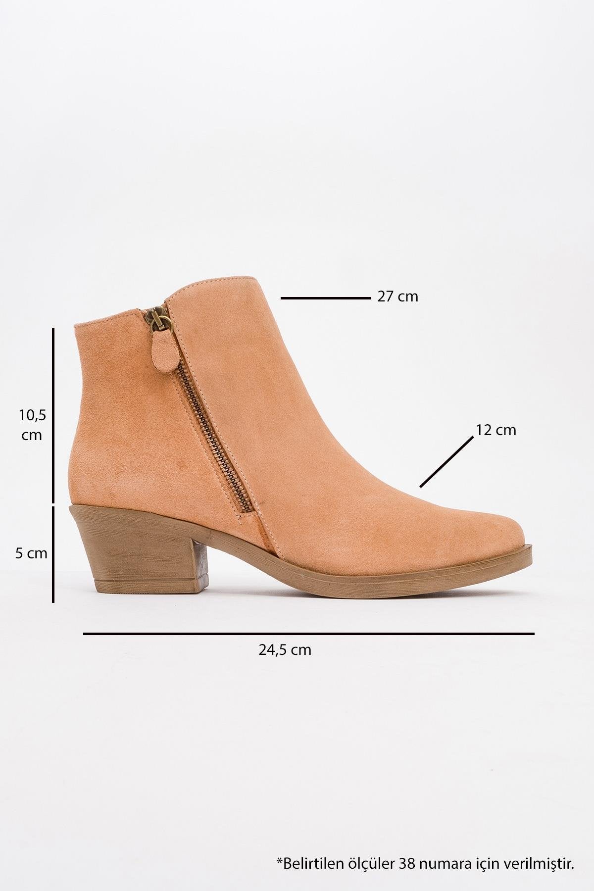 JAYER Dark Beige Leather Double-Zip Block Heel Boot – heel view showing leather, red, Vowalisse