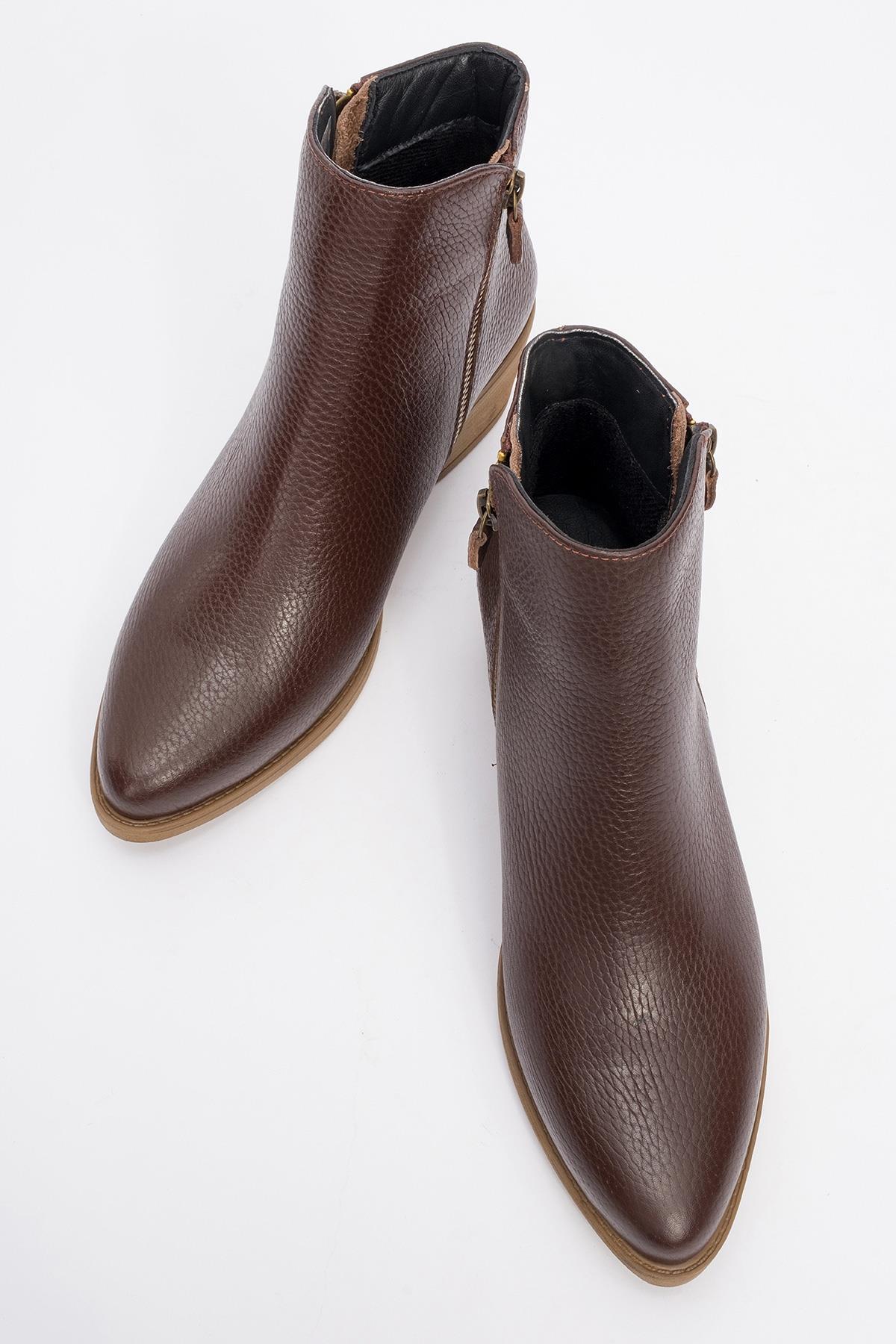 JAYER Brown Leather Double-Zip Block Heel Boot – side view showing leather, red, Vowalisse