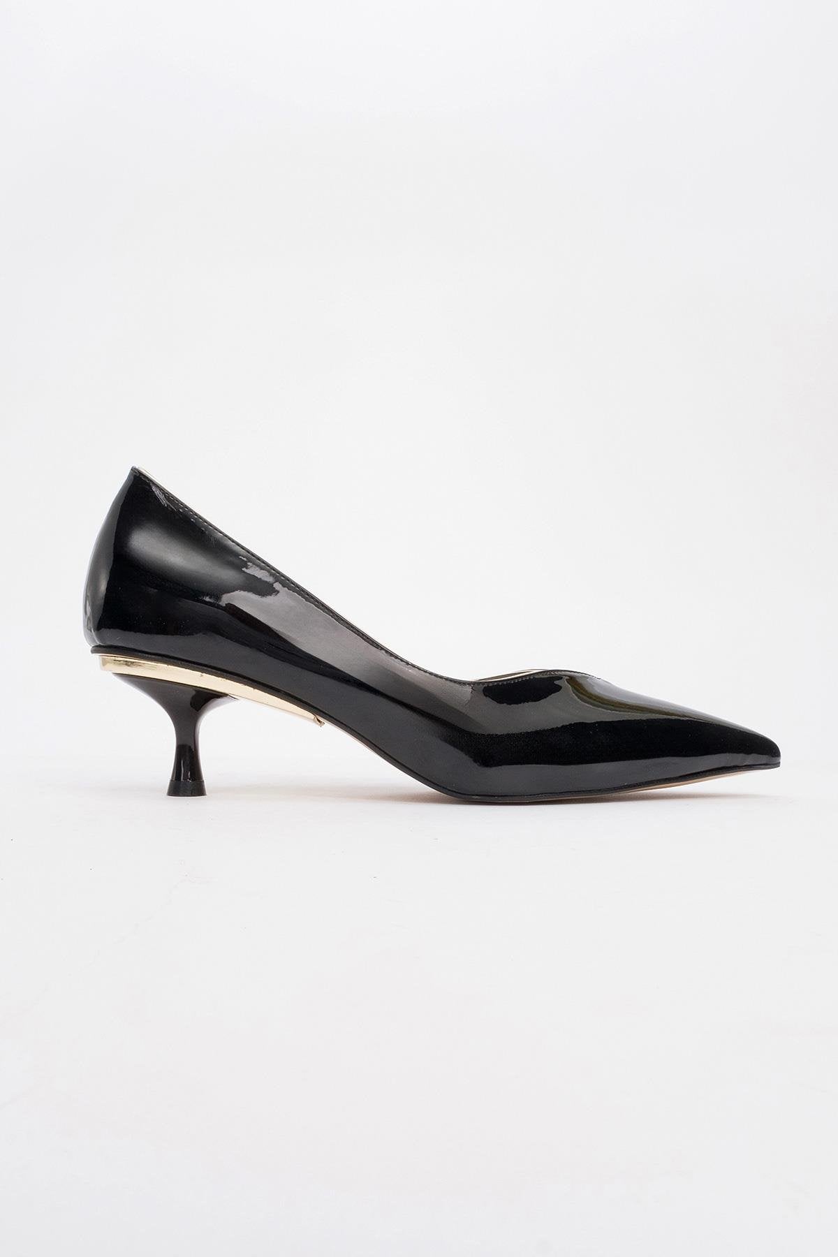 Eupho - Black Patent Low Heel Pump – heel view showing leather, black, Vowalisse