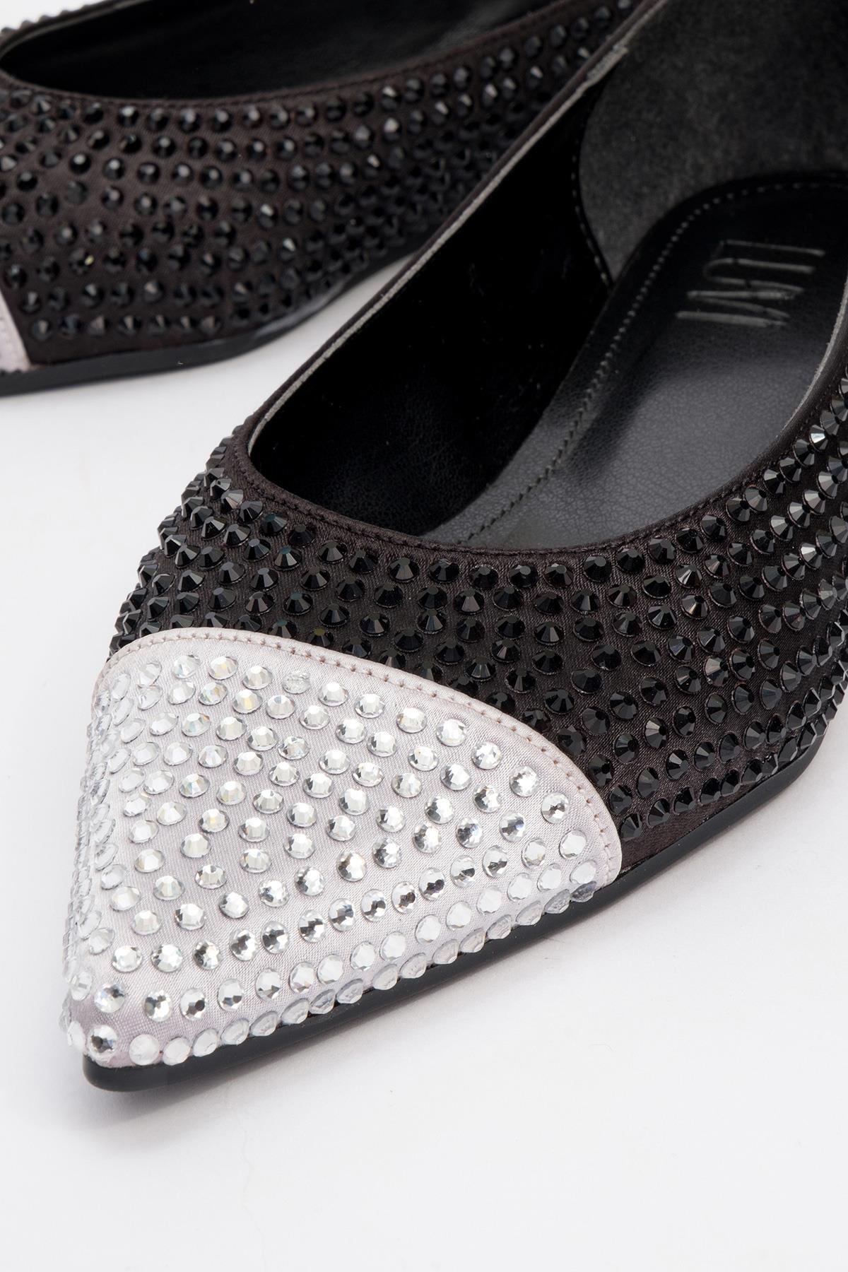 Monteria - Black Silver Ballet Flat – detail view showing leather, black, silver, Vowalisse