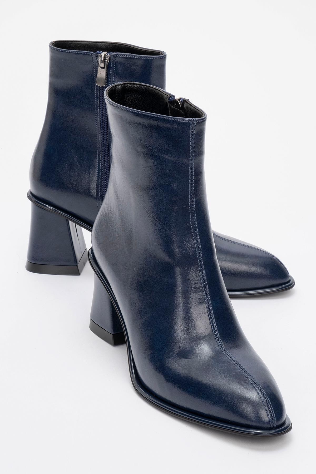 Alba - Navy Block Heel Boot – front three-quarter view showing leather, red, Vowalisse