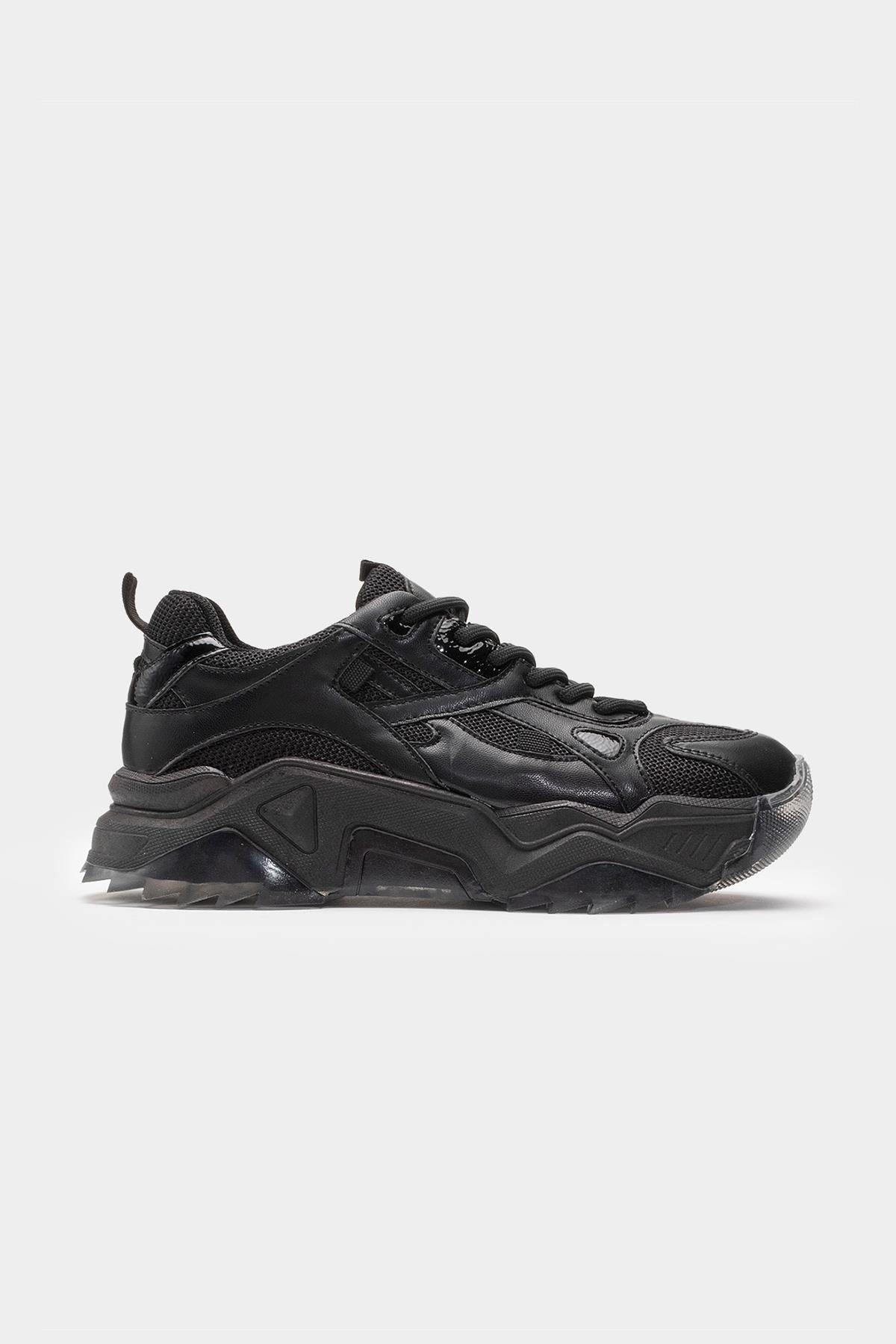 Loretta - Black Sneaker – heel view showing leather, black, Vowalisse