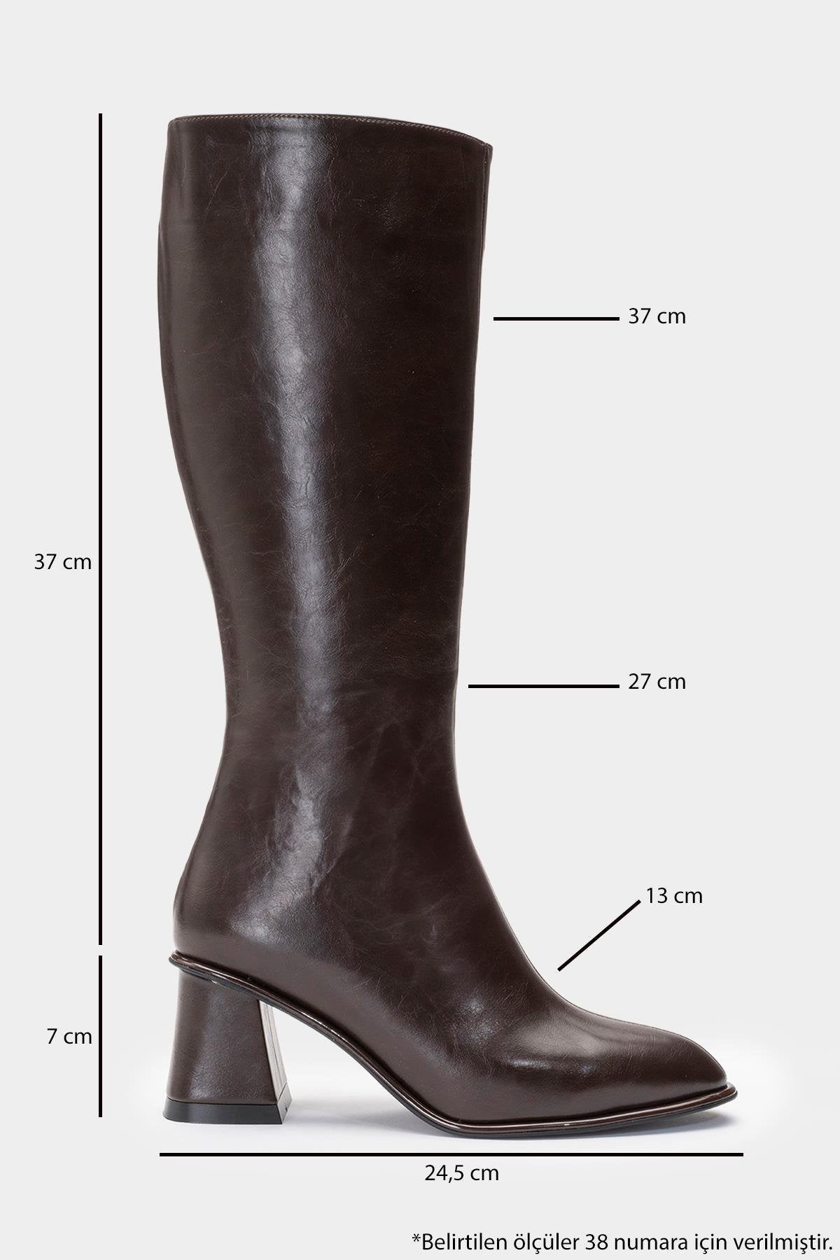 Paradis - Brown Block Heel Knee-High Boot – heel view showing leather, Vowalisse