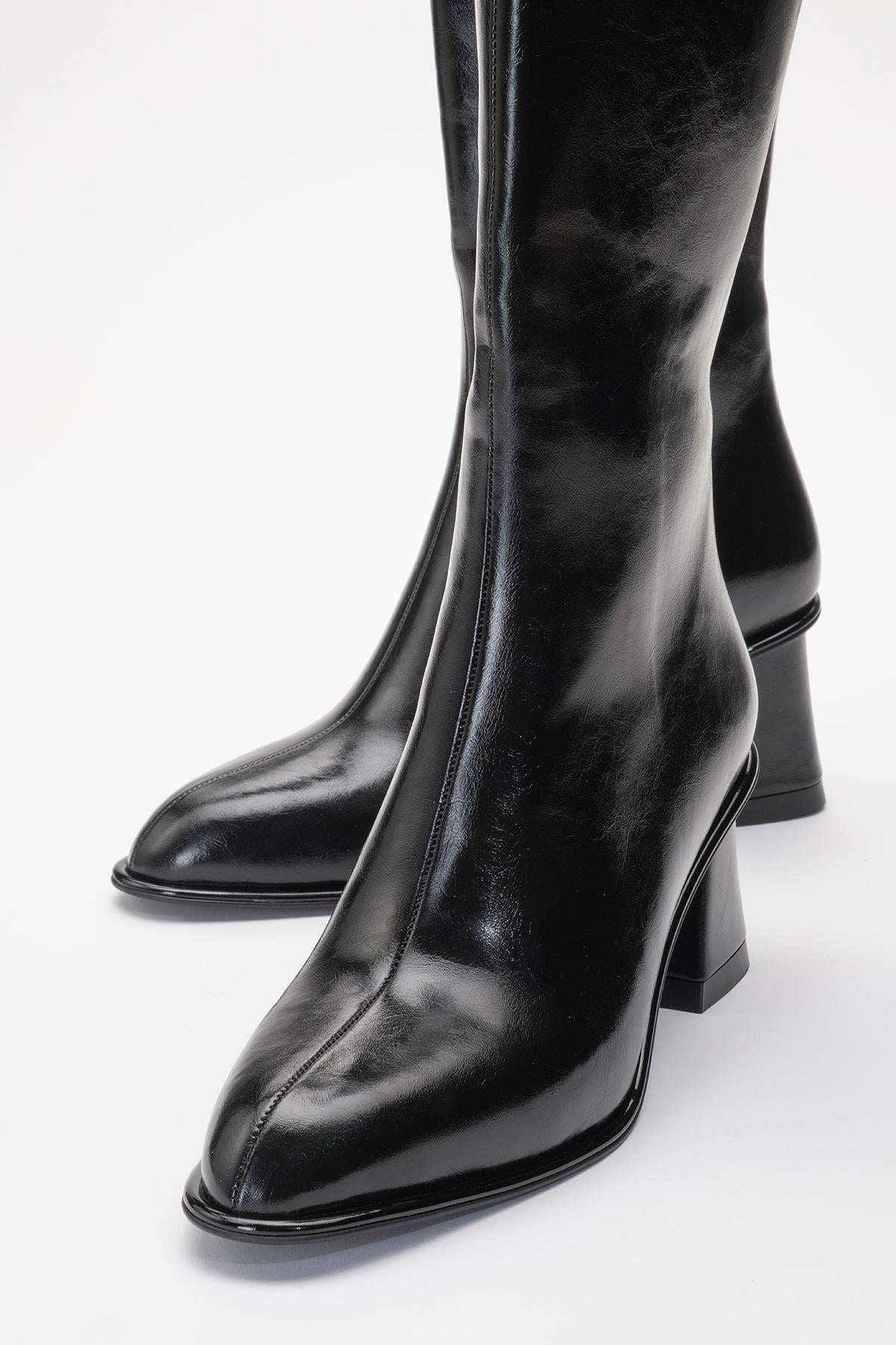 Paradis - Black Block Heel Knee-High Boot – detail view showing leather, black, Vowalisse