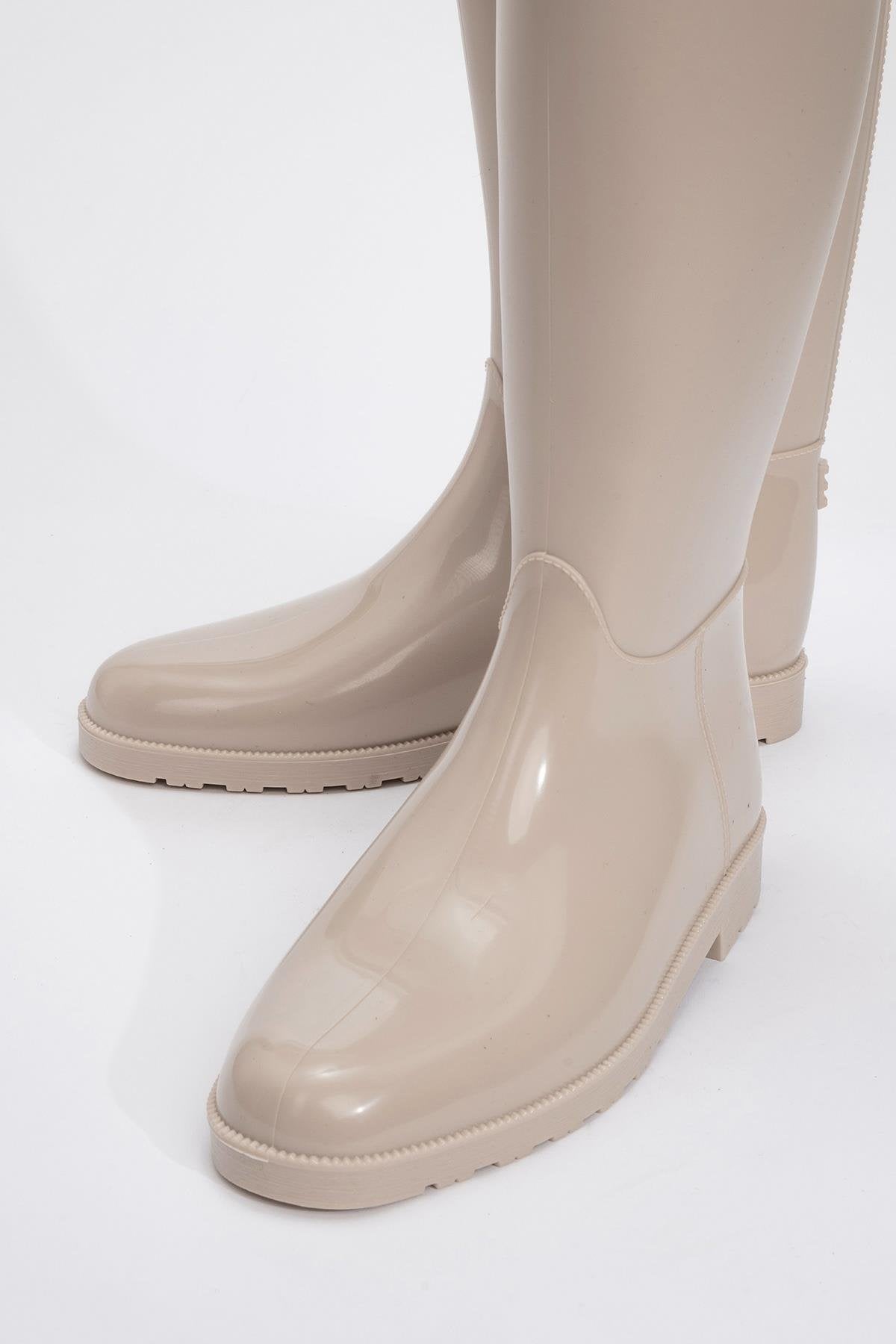 Marge - Beige Rain Boot – detail view showing elegant detailing, Vowalisse