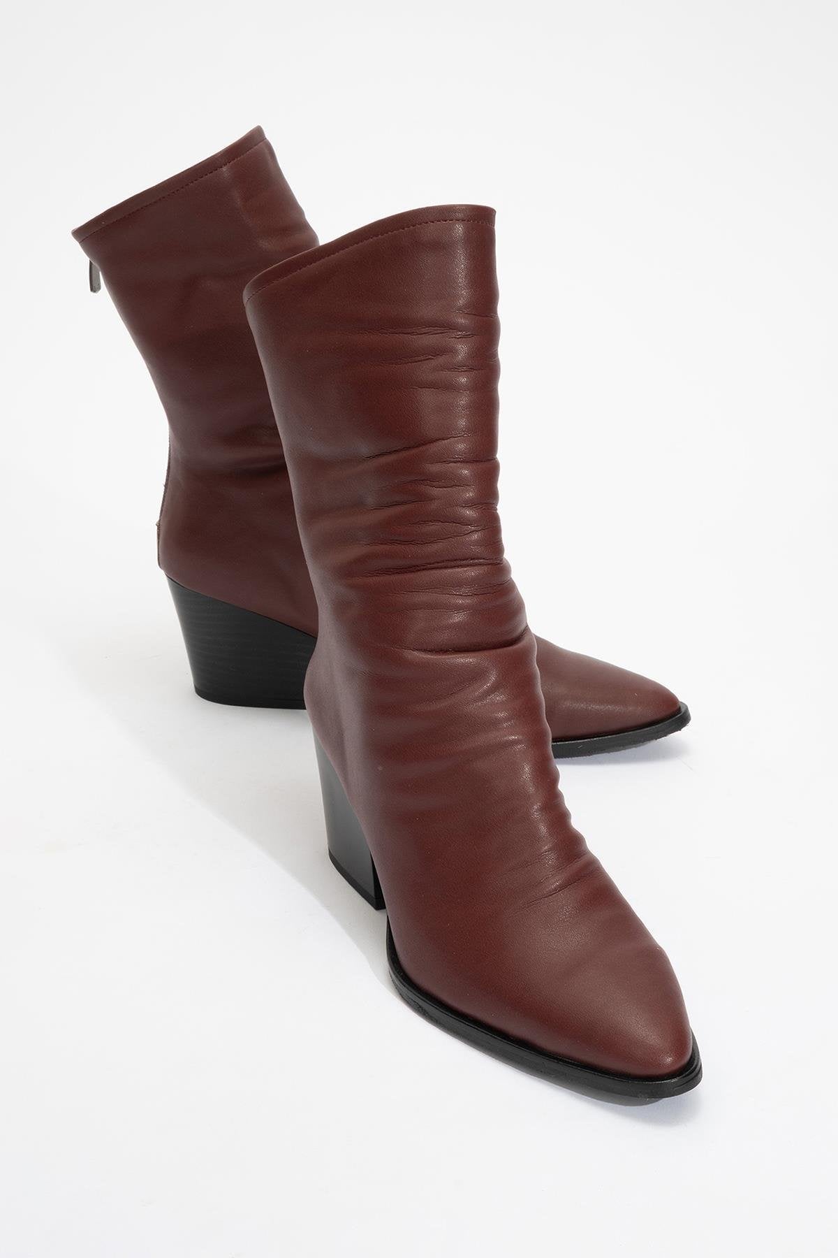 Laval - Burgundy Back-Zip Block Heel Boot – front three-quarter view showing leather, Vowalisse