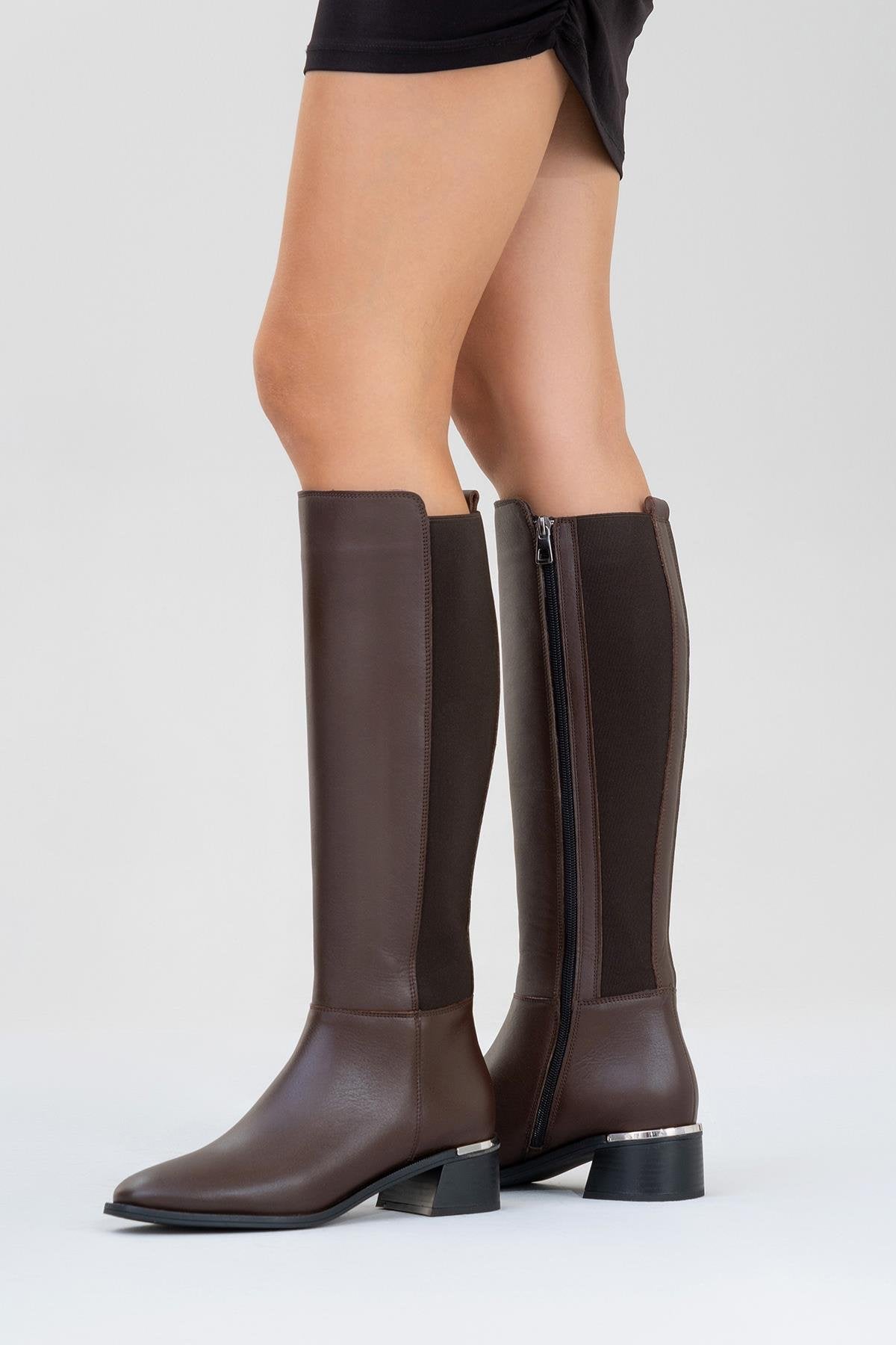 Rochos Brown Leather Boot – side view showing leather, red, Vowalisse