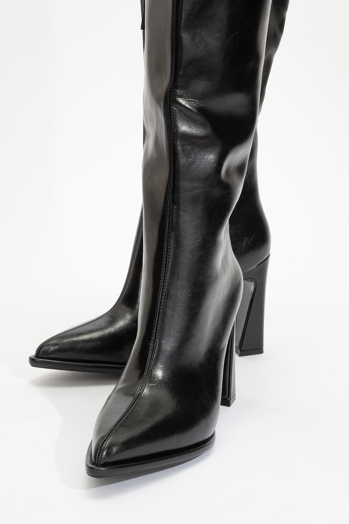 Lepa - Black Chunky Heel Over-The-Knee Boot – detail view showing leather, black, Vowalisse