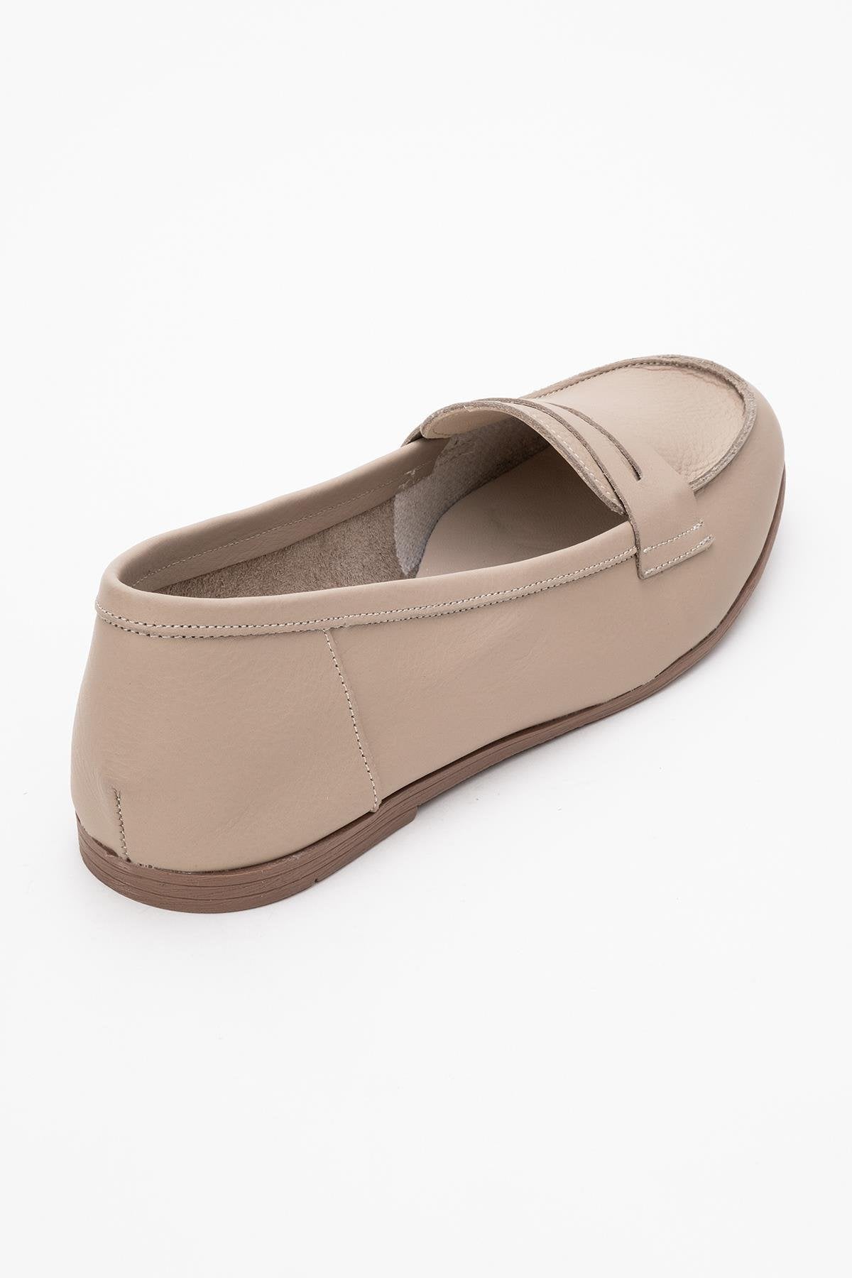 Dorothy - Beige Leather Loafers – back view showing leather, suede, Vowalisse
