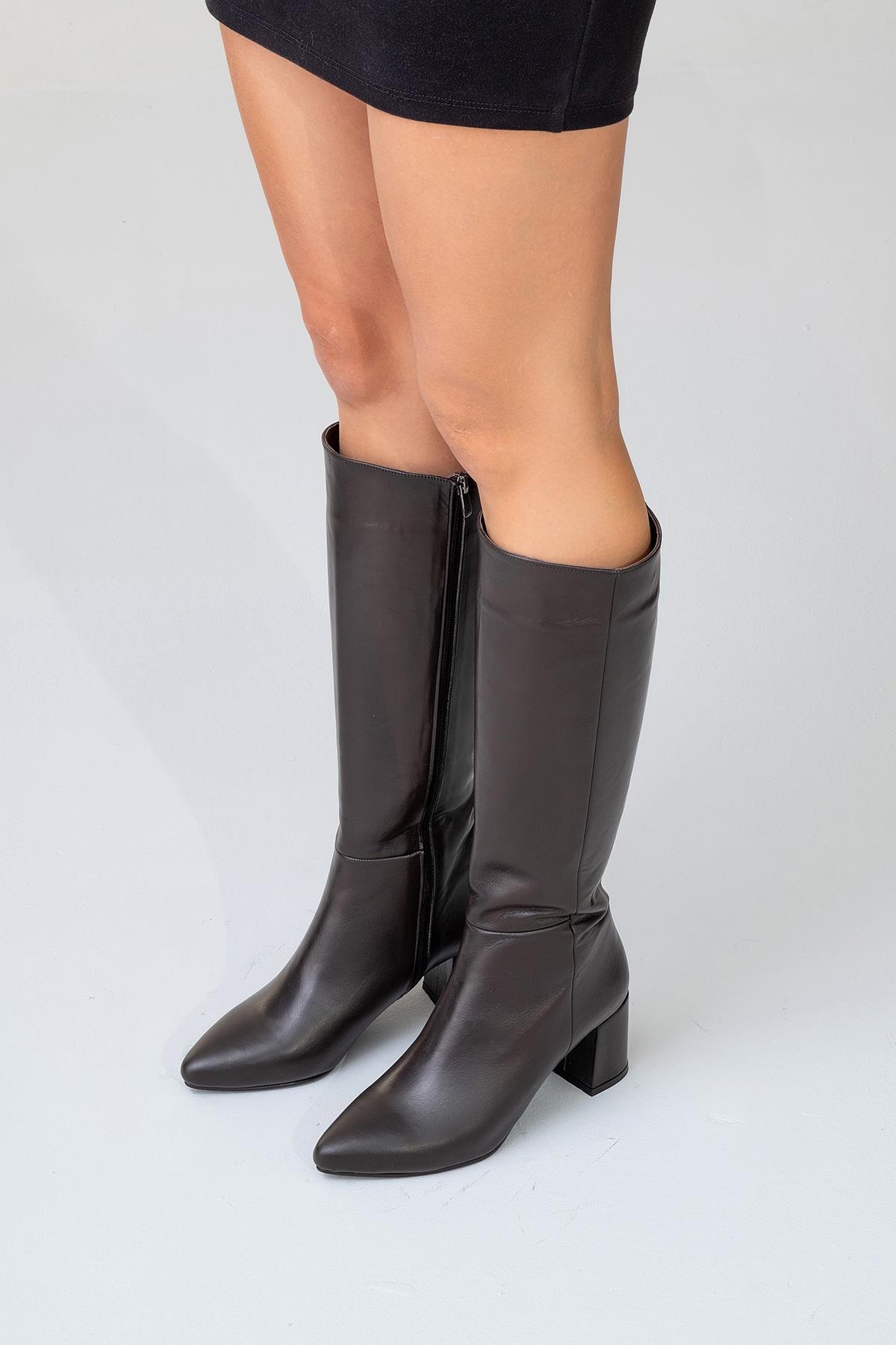 Sejas - Cognac Genuine Leather Block Heel Knee-High Boot – product view 9 showing leather, Vowalisse