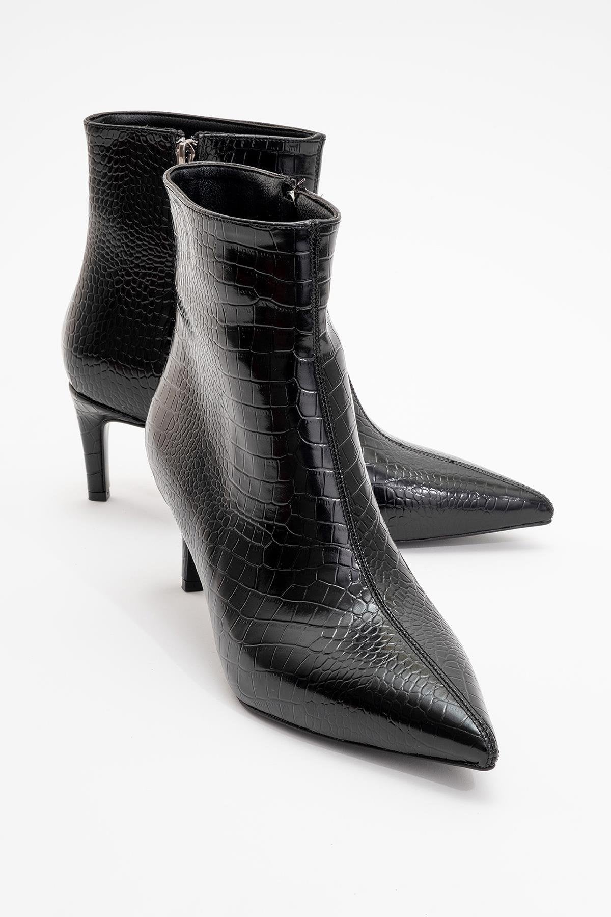 Noya Black Pattern Stiletto Boot – front three-quarter view showing leather, black, Vowalisse