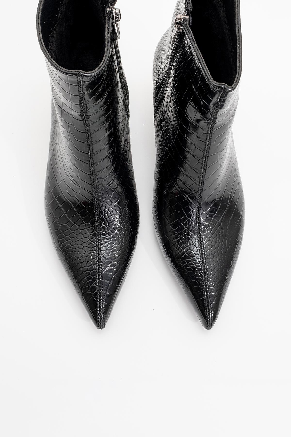 Noya Black Pattern Stiletto Boot – side view showing leather, black, Vowalisse