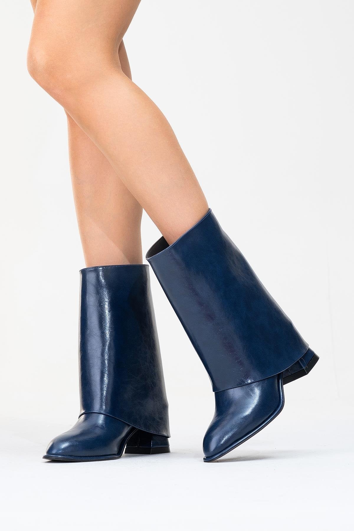 Ellas Navy Chunky Heel Boot – top view showing leather, red, Vowalisse