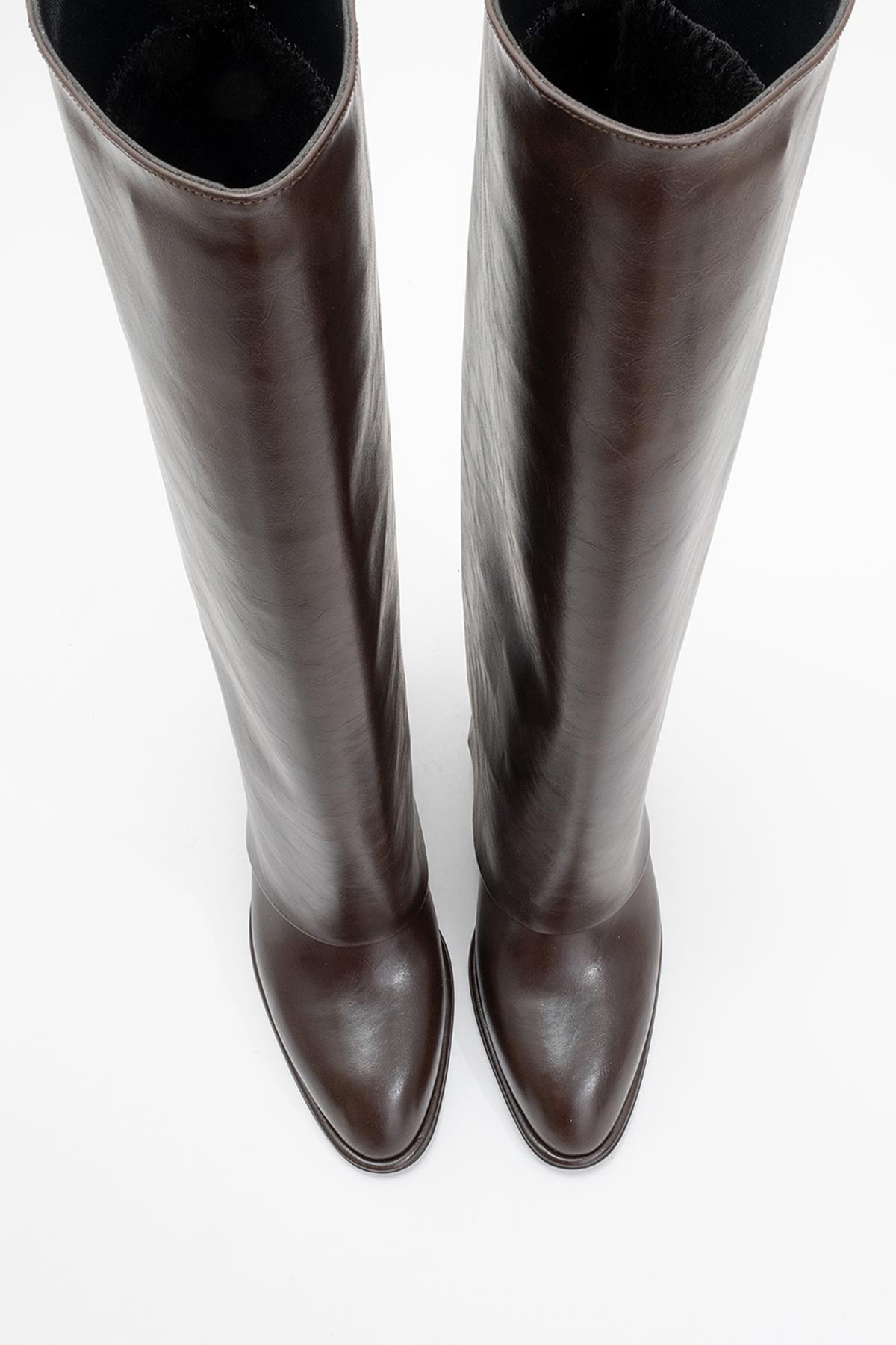Maybe Brown Chunky Heel Boot – side view showing leather, red, Vowalisse