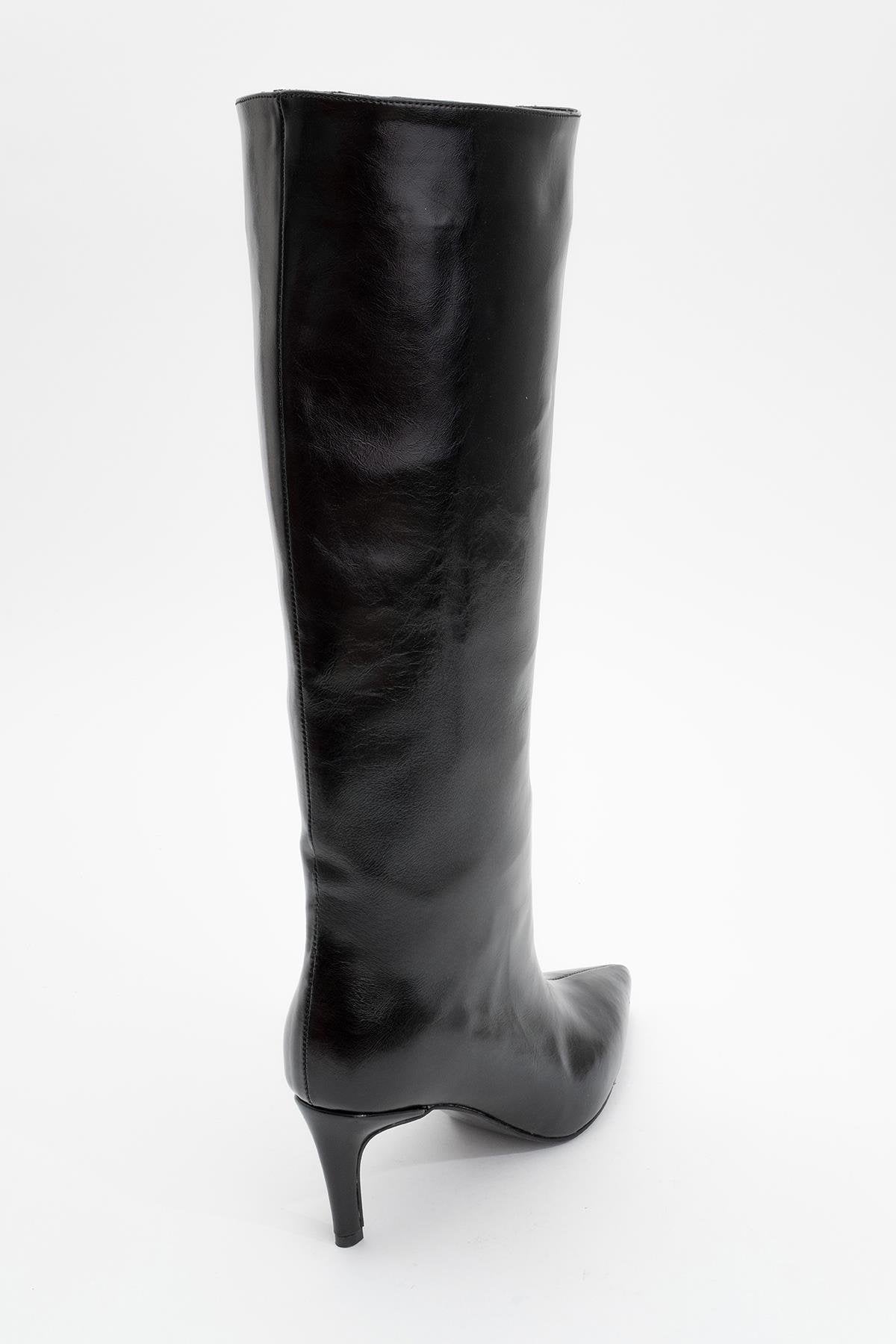 Camila - Black Heeled Boot – heel view showing leather, black, Vowalisse