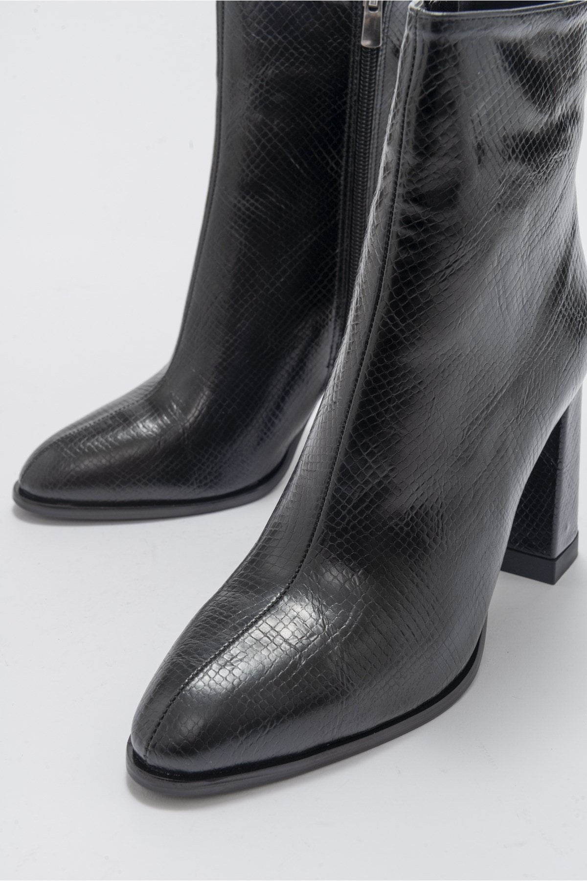 Jewel Black Pattern High Heel Boot – heel view showing leather, black, red, Vowalisse