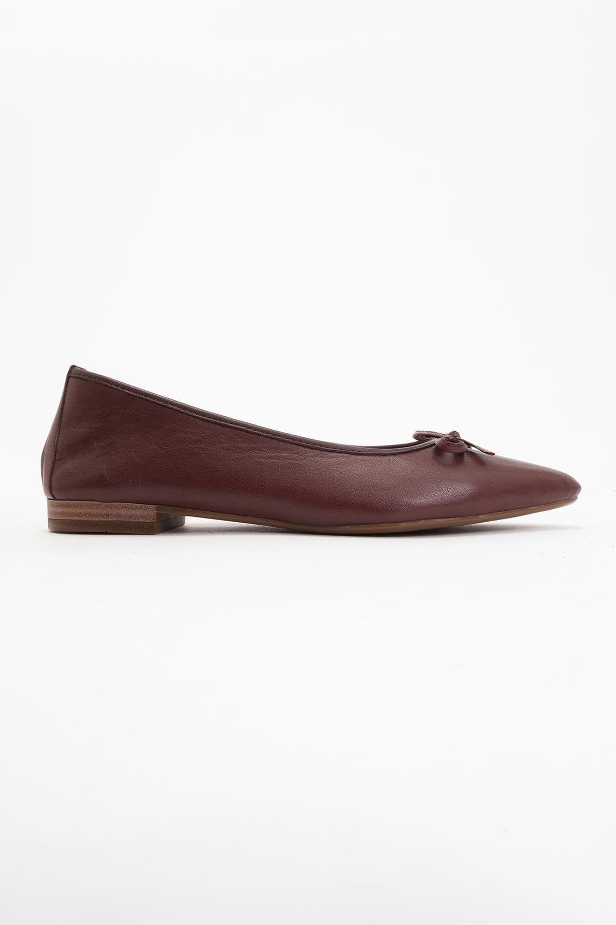 Ruby - Burgundy Brown Pointed Toe Leather Flats – back view showing bow, leather, Vowalisse