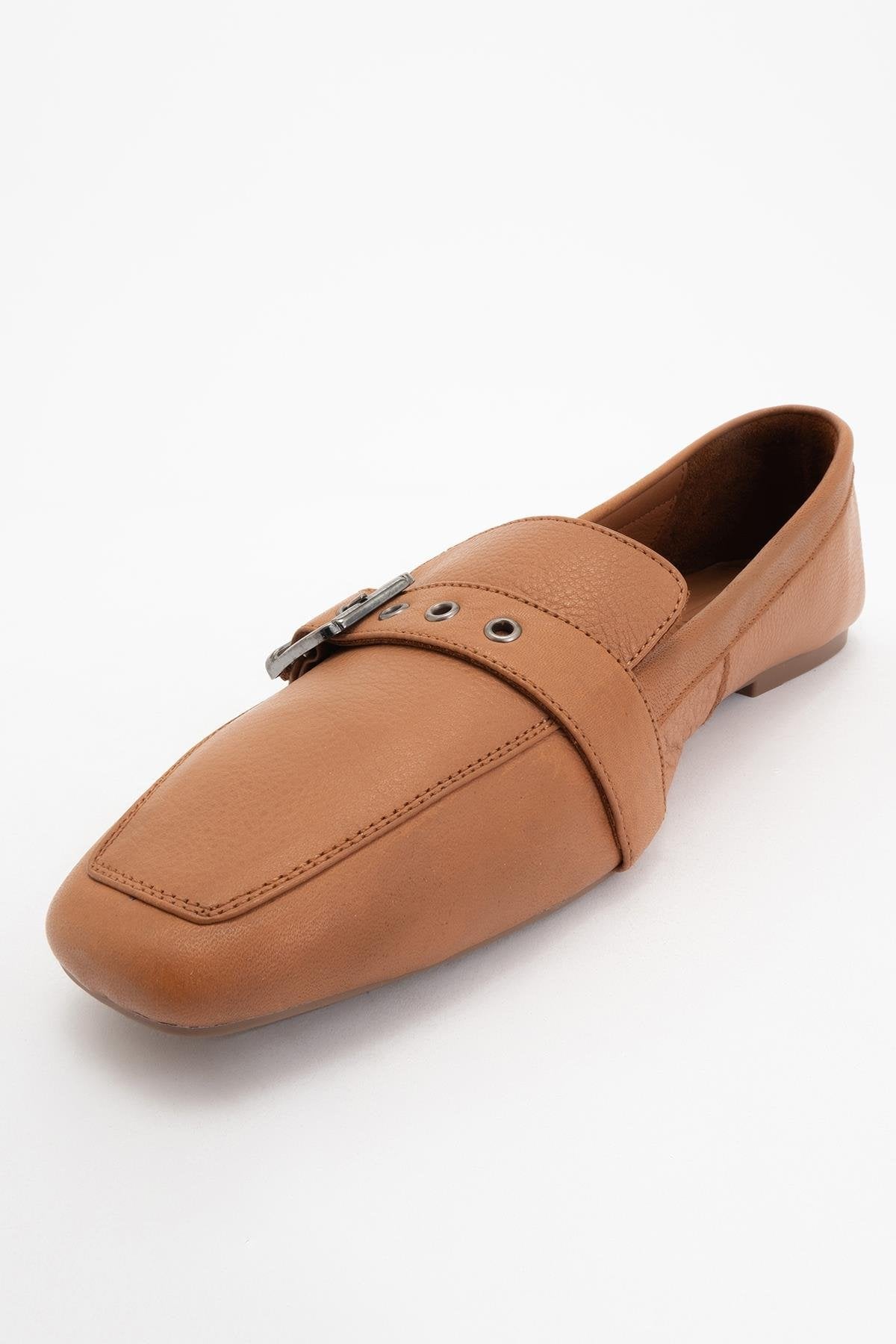Periwinkle - Cognac Brown Leather Loafers – detail view showing leather, red, Vowalisse