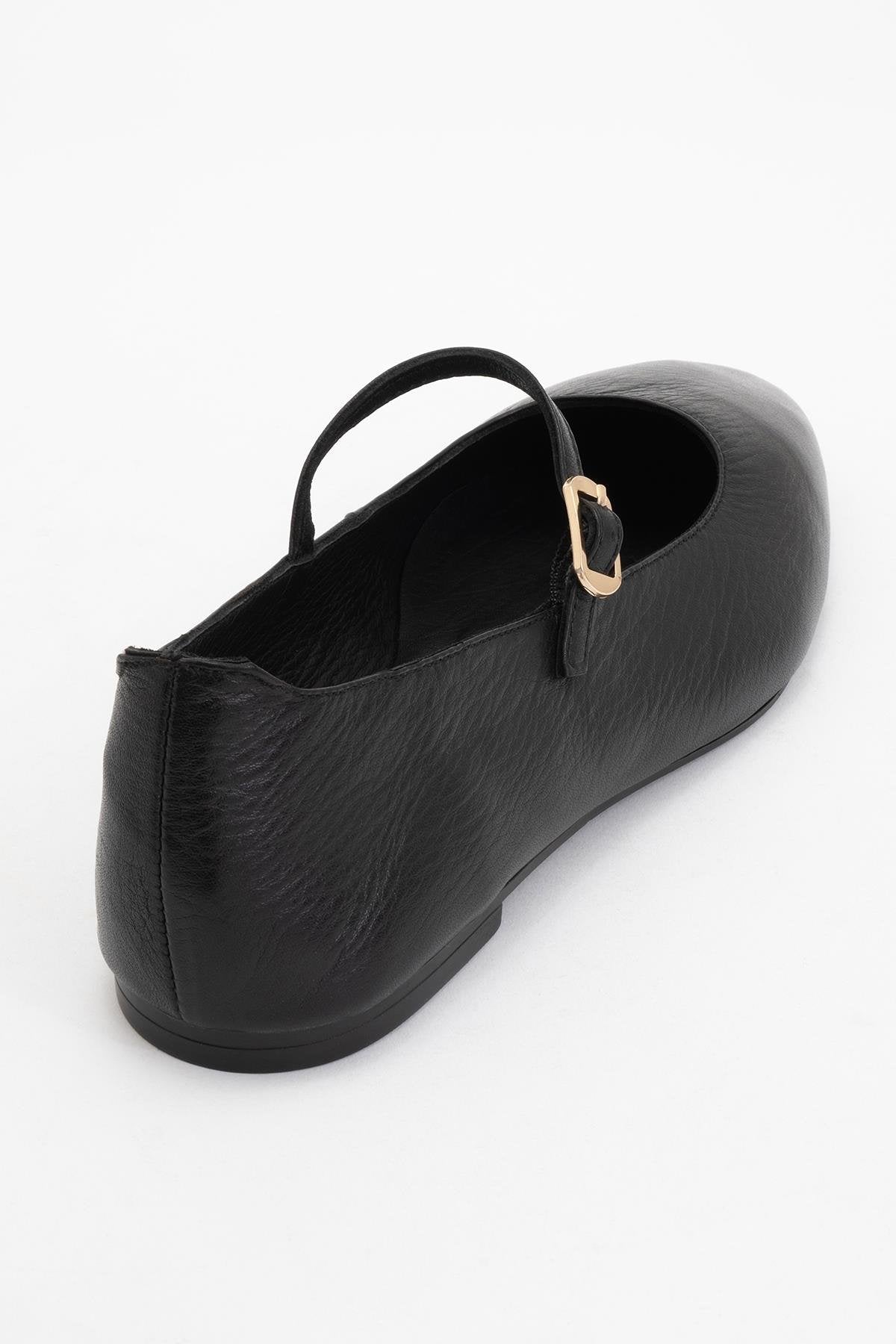 Lara - Black Leather Mary Jane Flats – heel view showing leather, black, Vowalisse