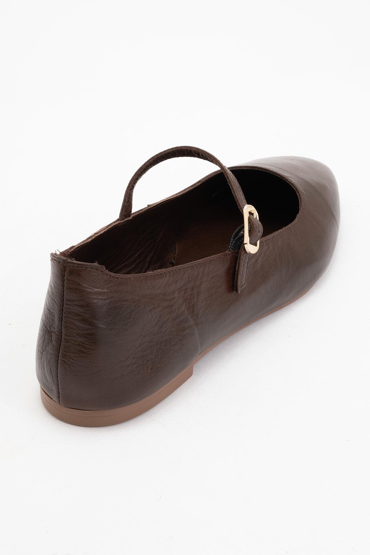 Lara - Brown Leather Mary Jane Flats – heel view showing leather, Vowalisse