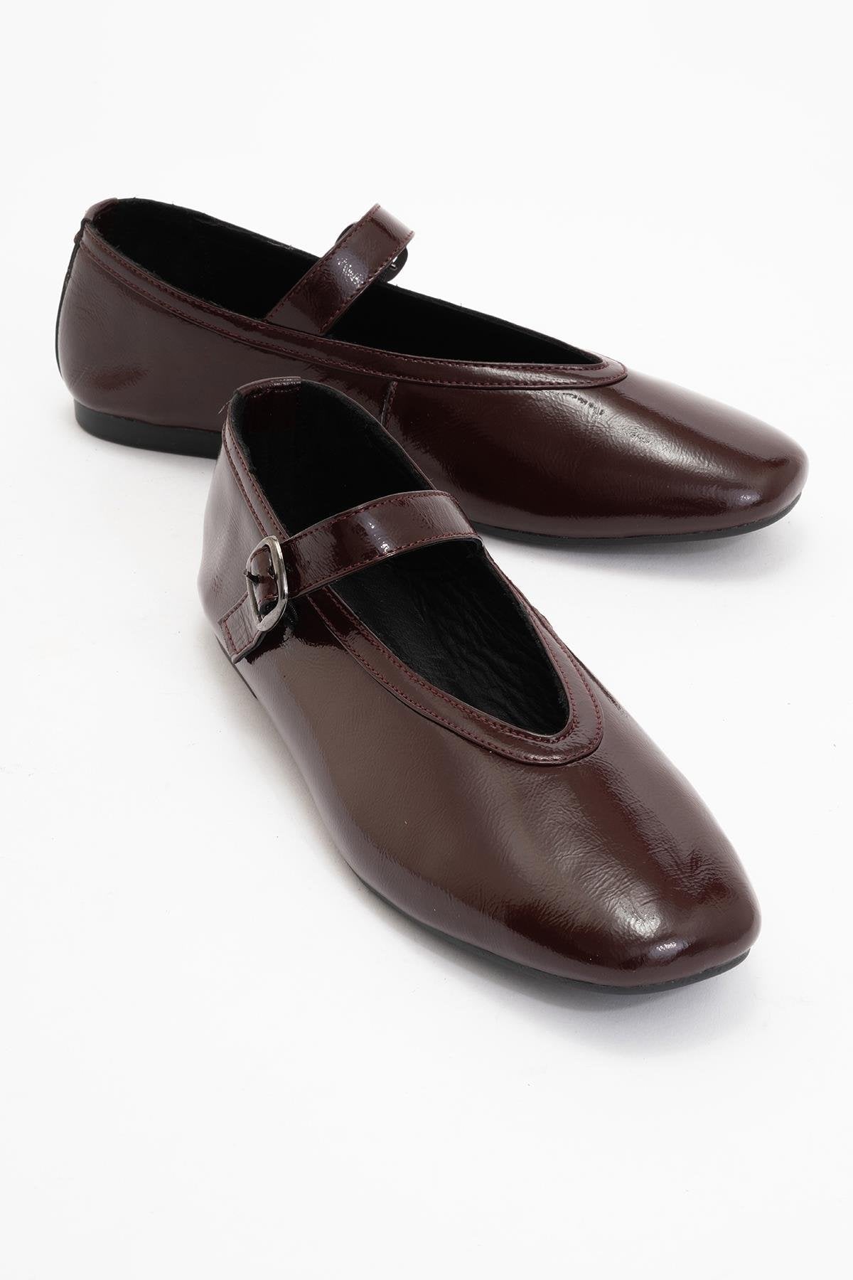 Matilda - Brown Patent Leather Mary Jane Flats – front three-quarter view showing leather, Vowalisse